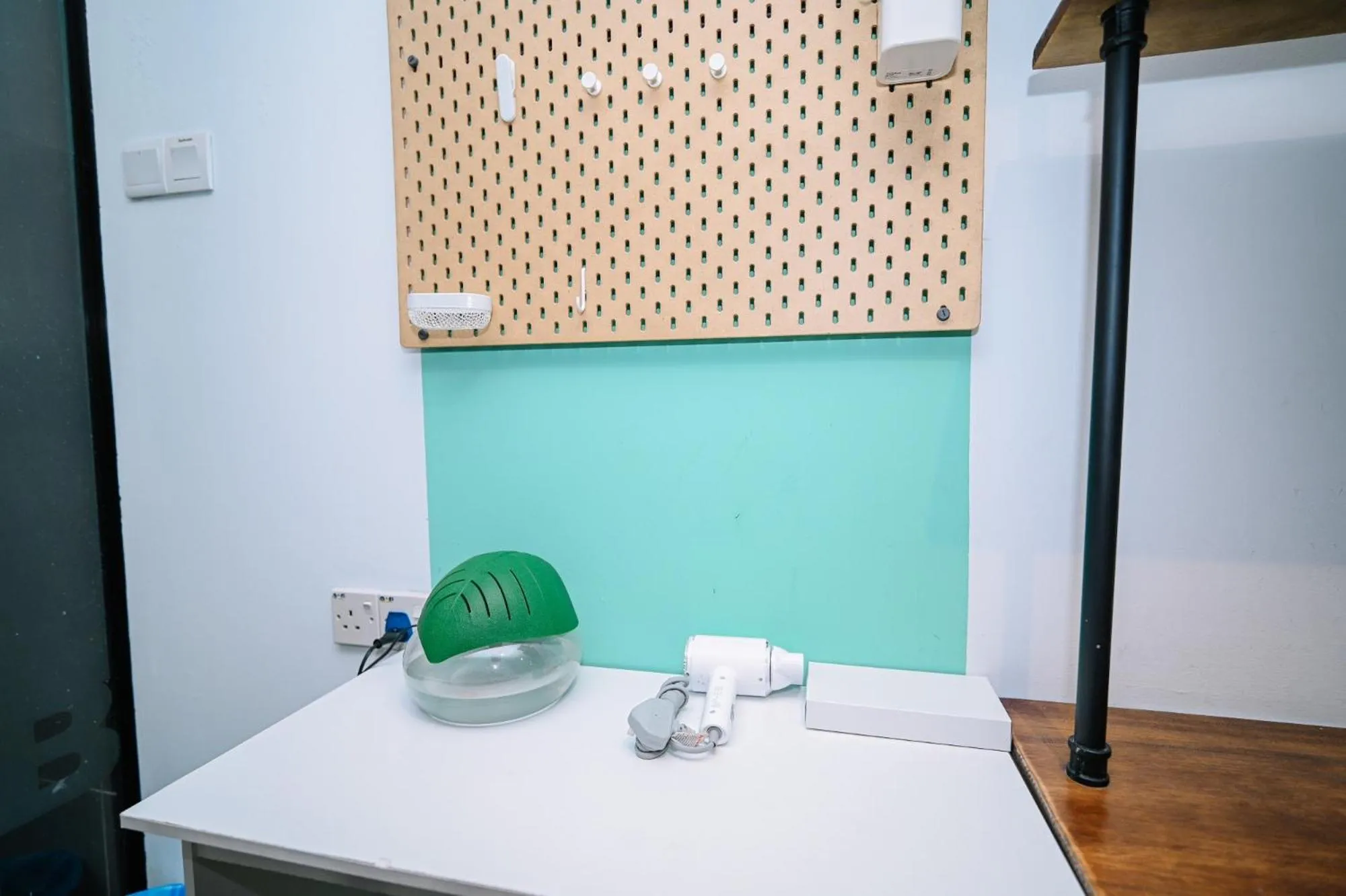 Swing & Pillows @ Beach Street