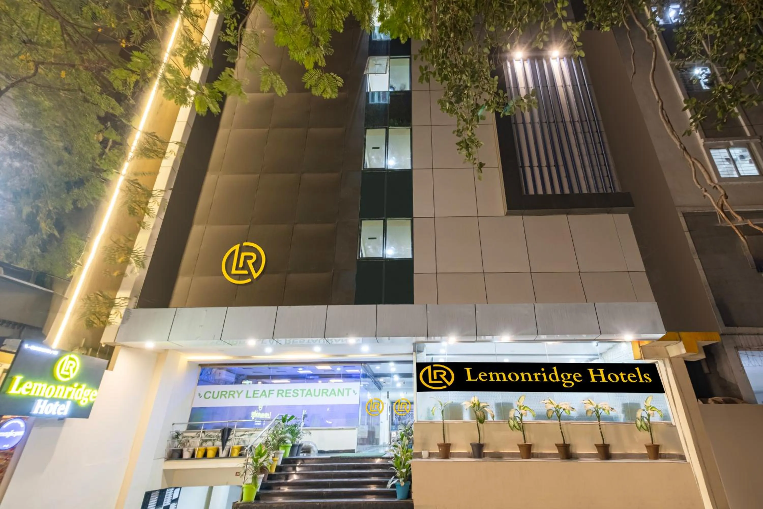 Property building in Lemonridge Hotels Kukatpally