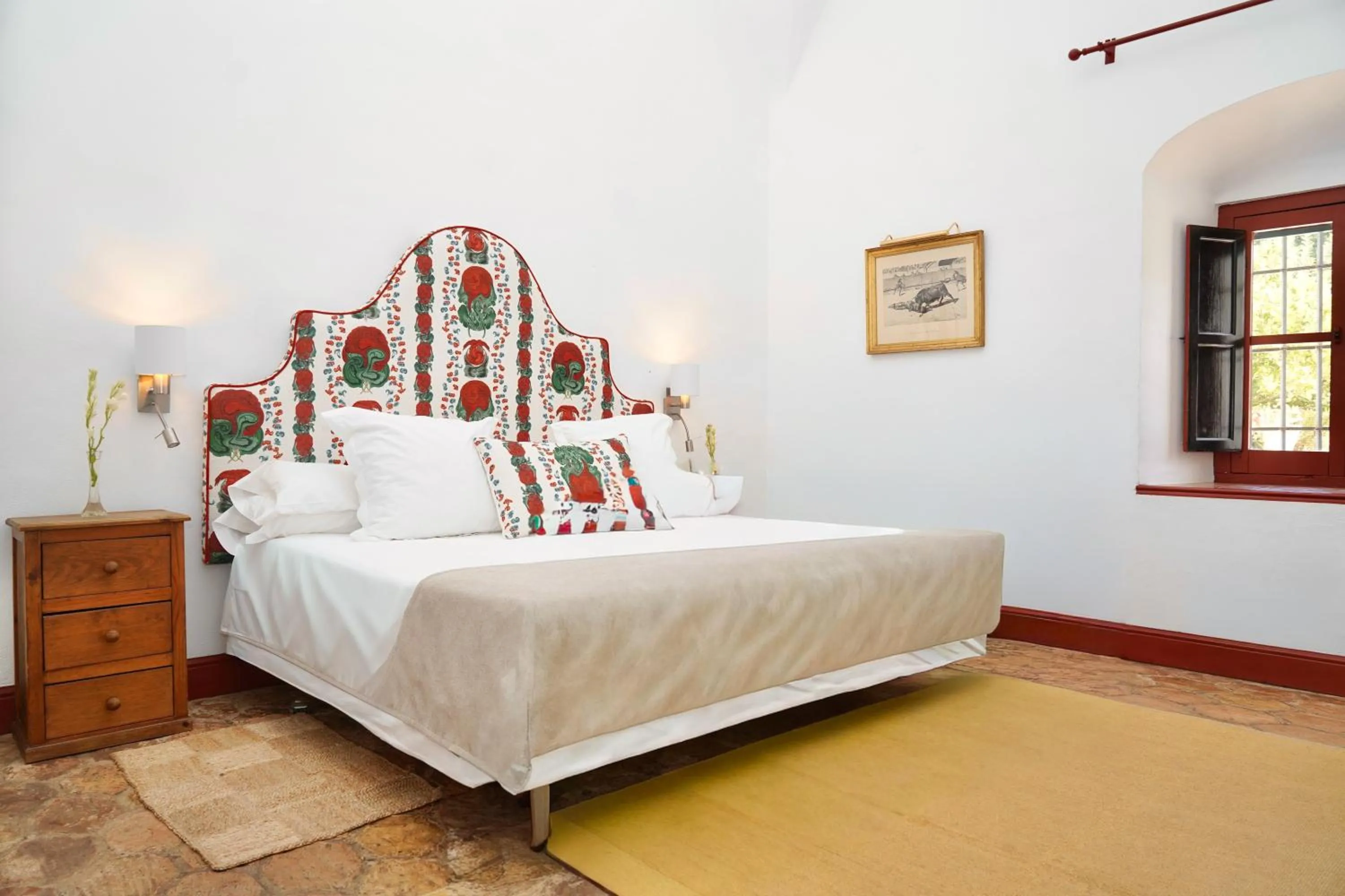 Bedroom, Bed in Monasterio de San Francisco