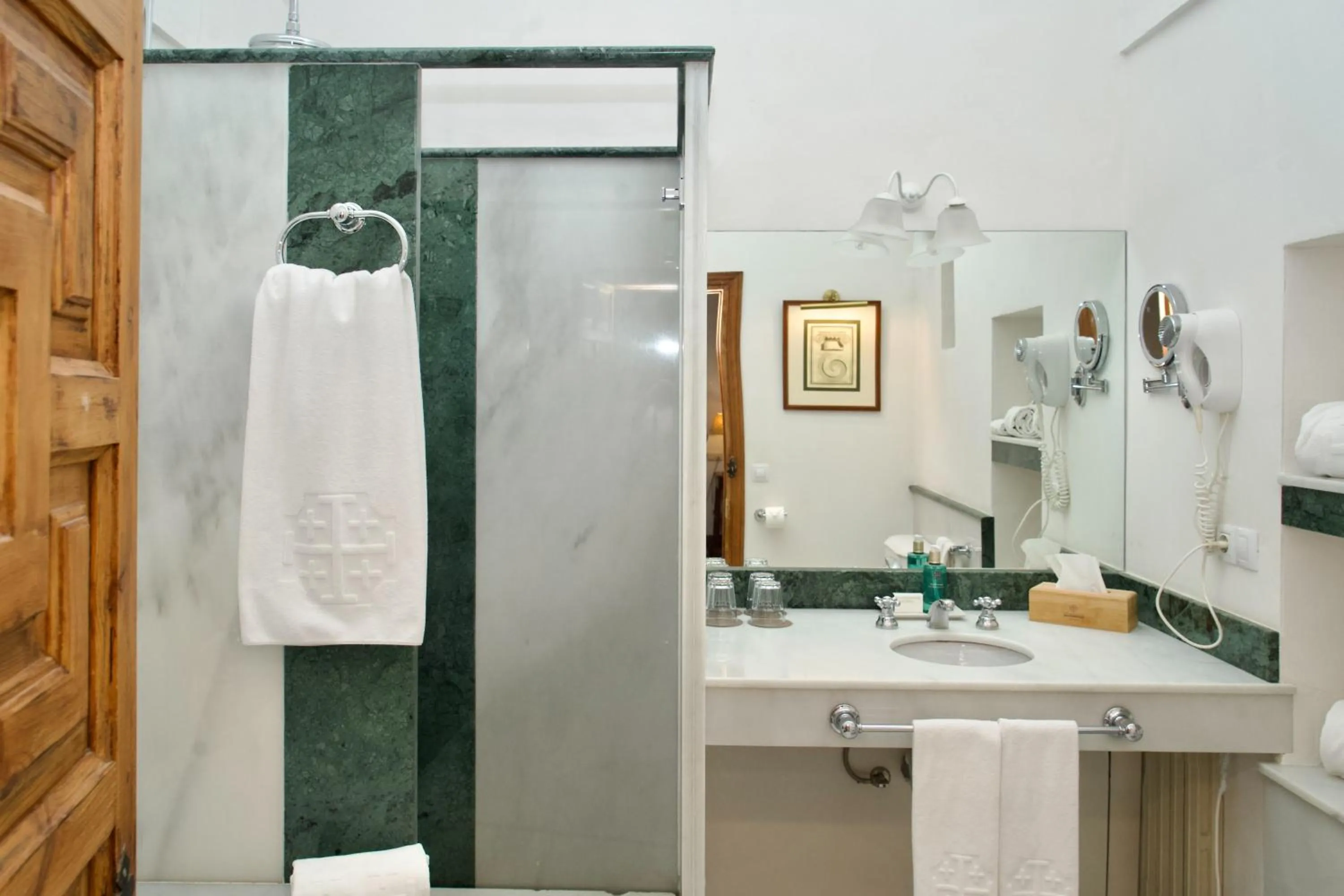 Bathroom in Monasterio de San Francisco