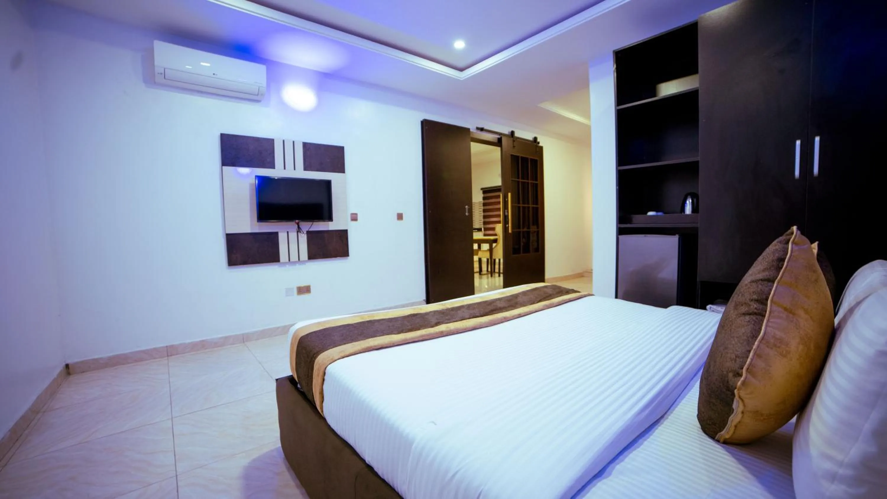 Bedroom, Bed in 247 Luxury Hotel & Apartment Ajah