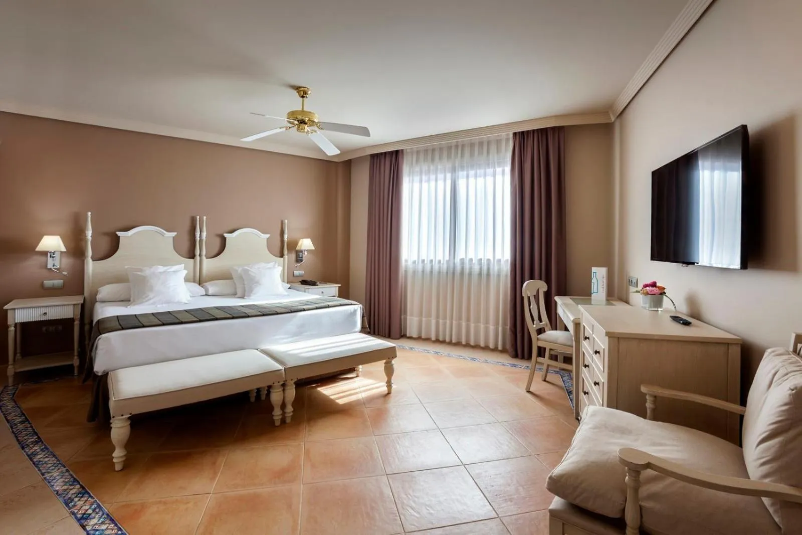 Photo of the whole room, Bed in Barceló Marbella