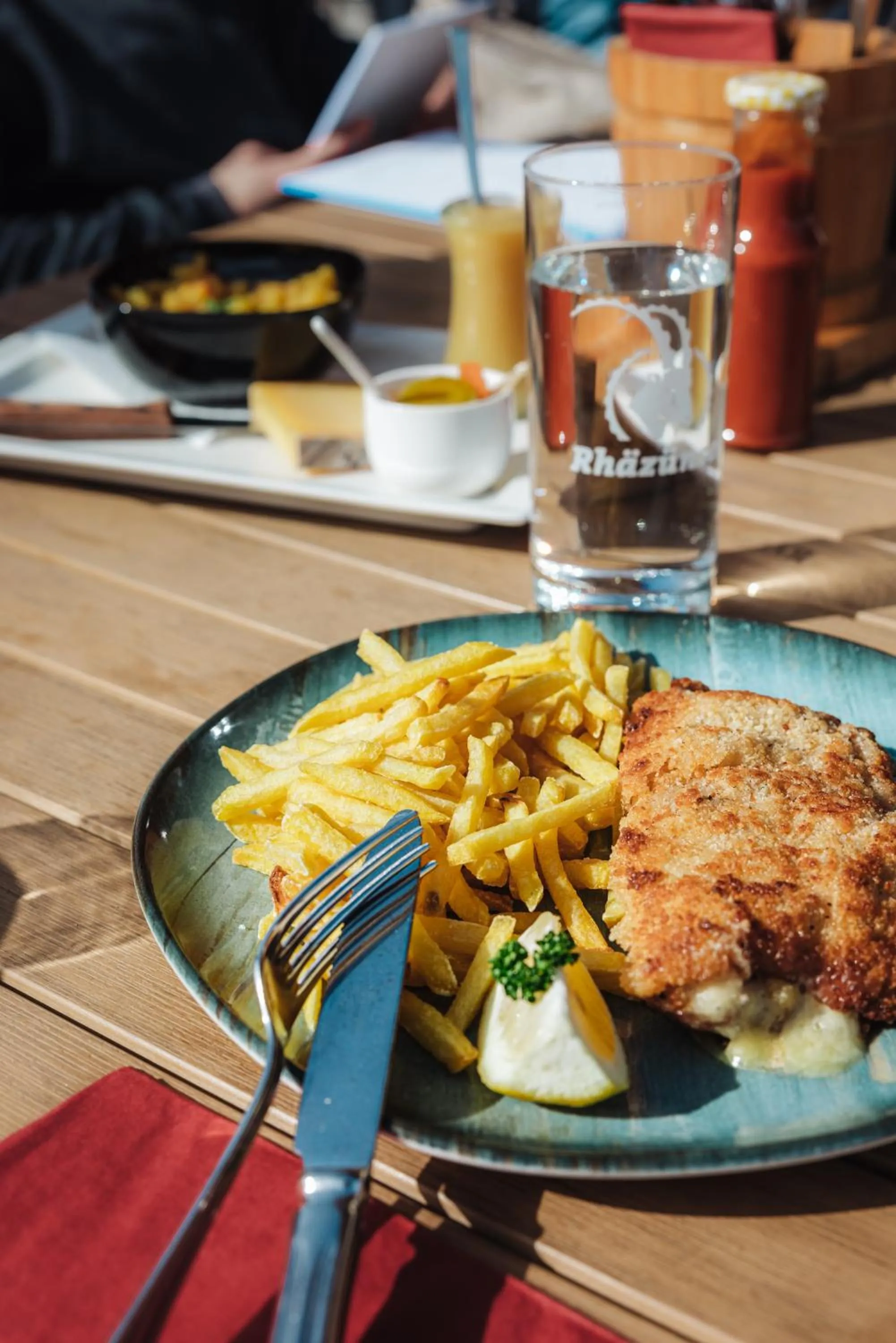 Restaurant/places to eat in Erzhorn