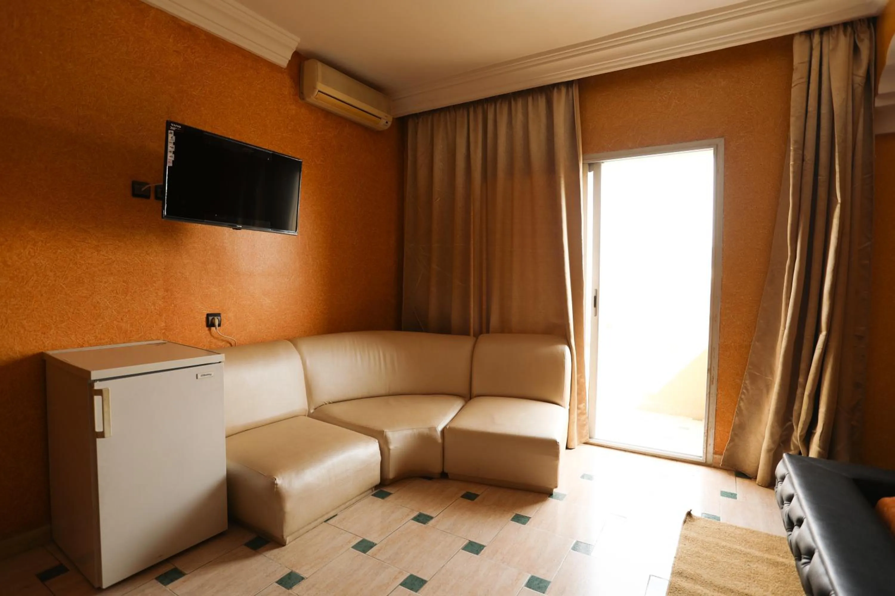 TV and multimedia in nagjir centre ville