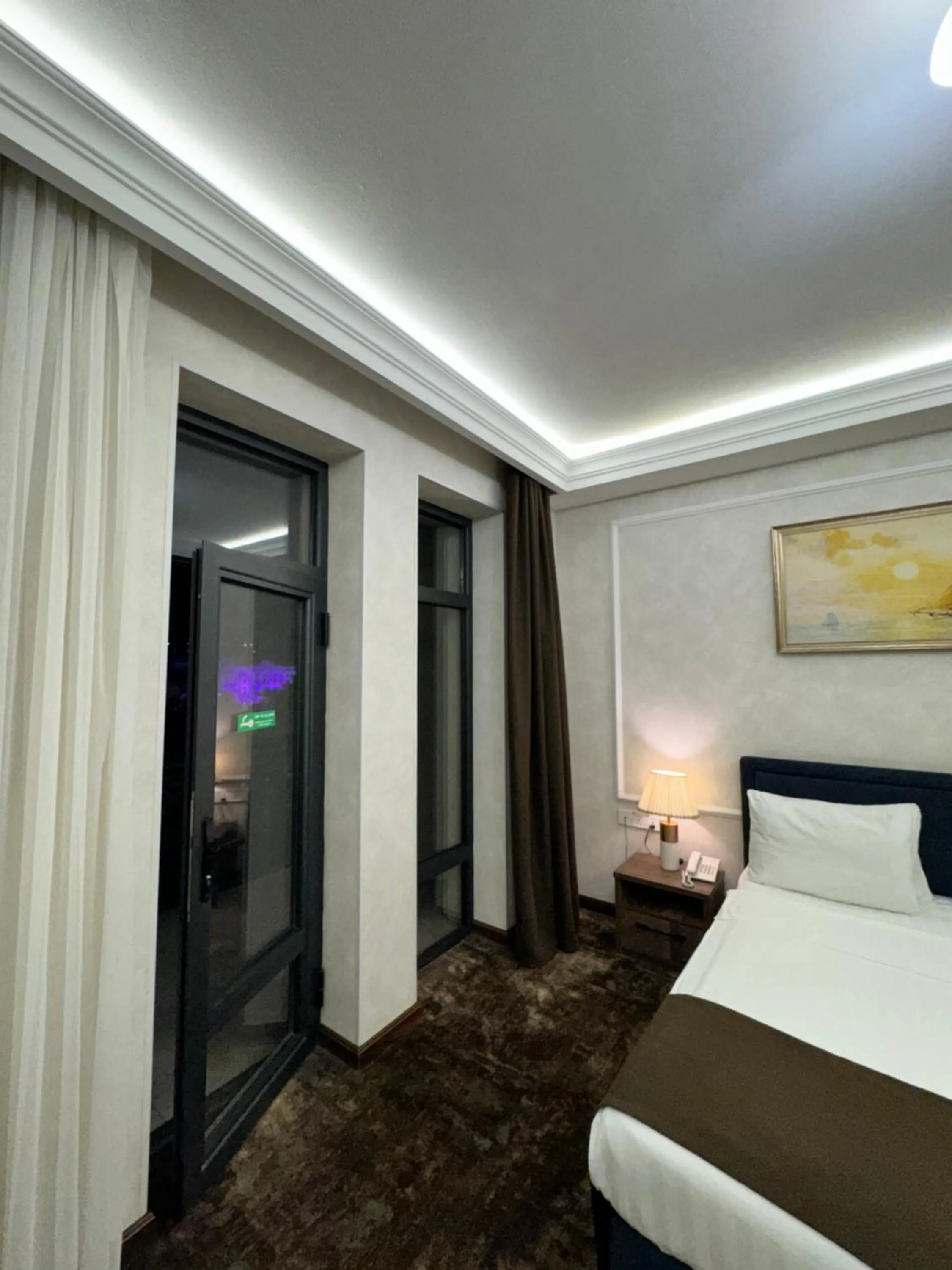 Balcony/Terrace, Bed in Garnet Hotel Tashkent