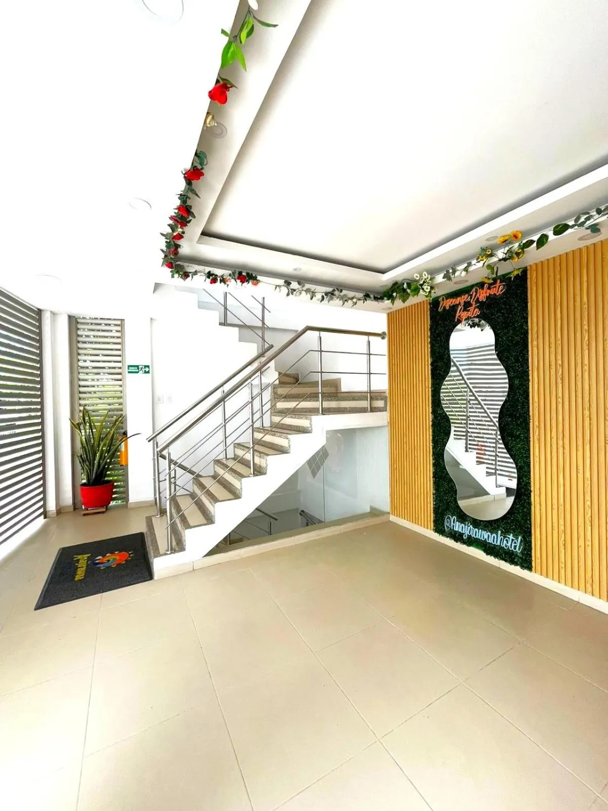 Area and facilities in ANAJIRAWAA HOTEL