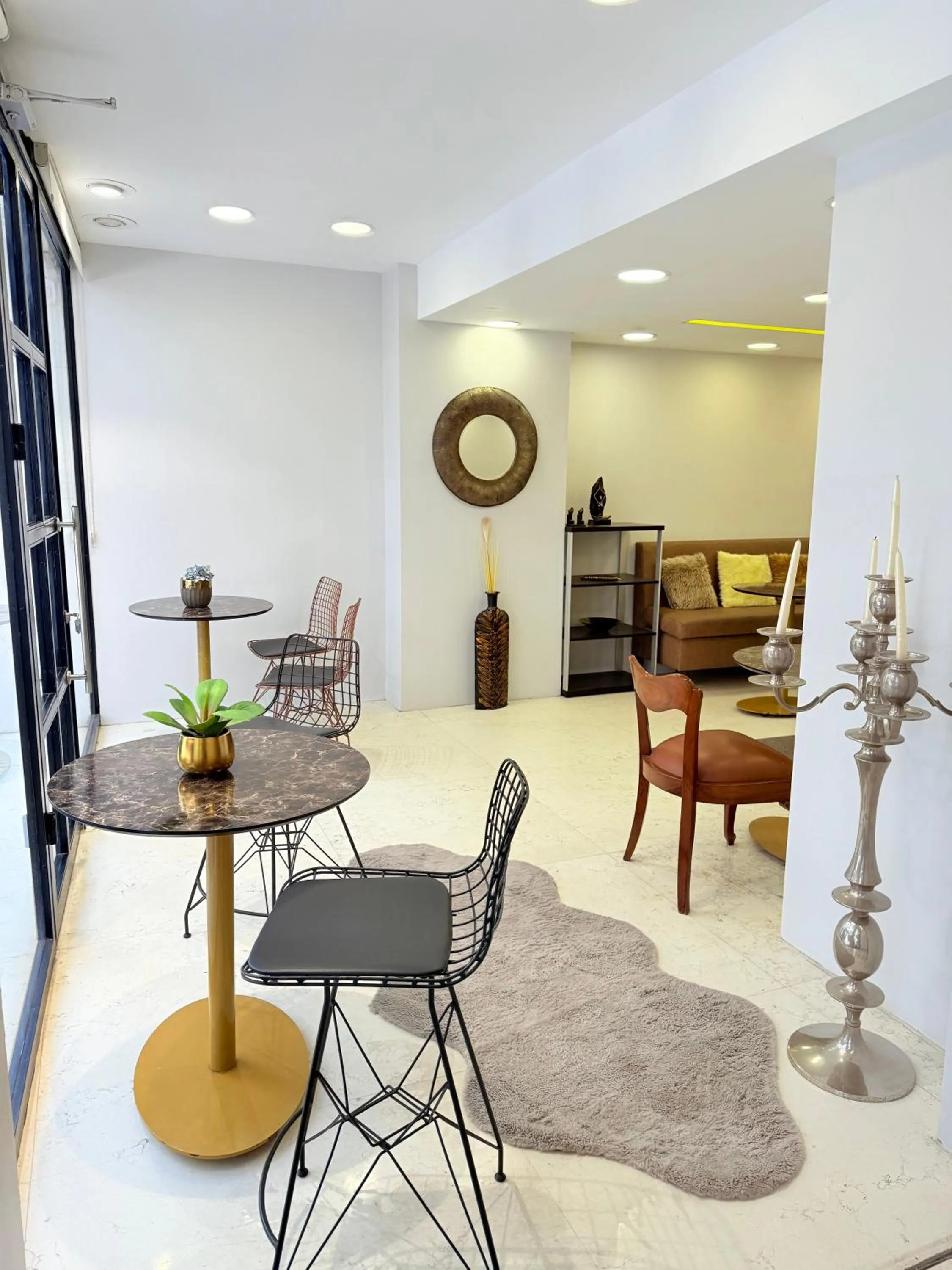 Seating area in Wame Suite Hotel Nisantasi