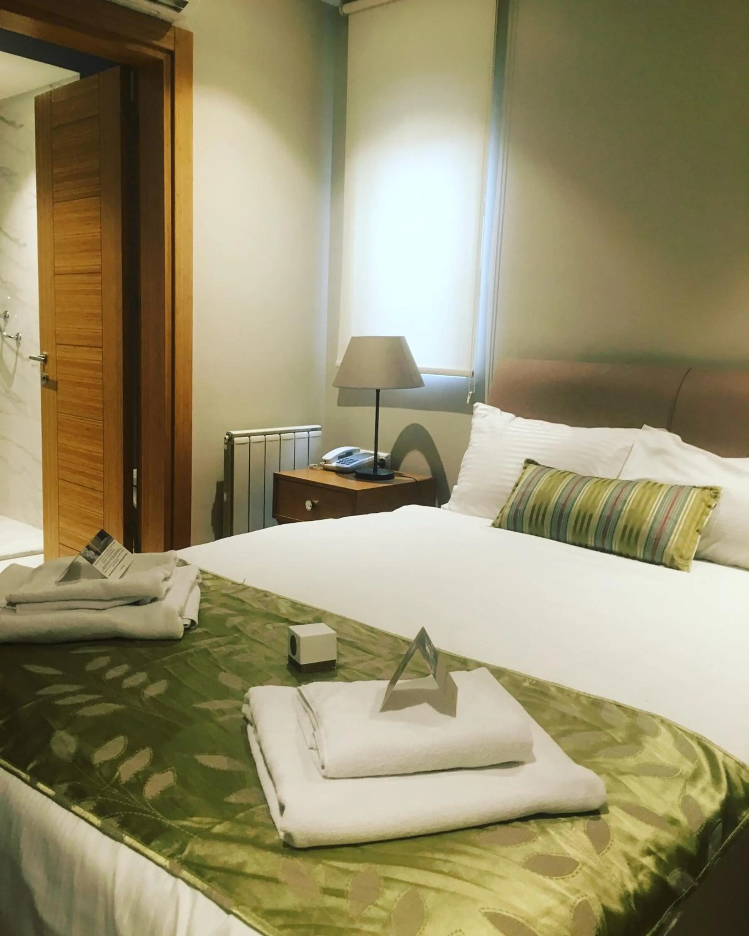 Bathroom, Bed in Wame Suite Hotel Nisantasi