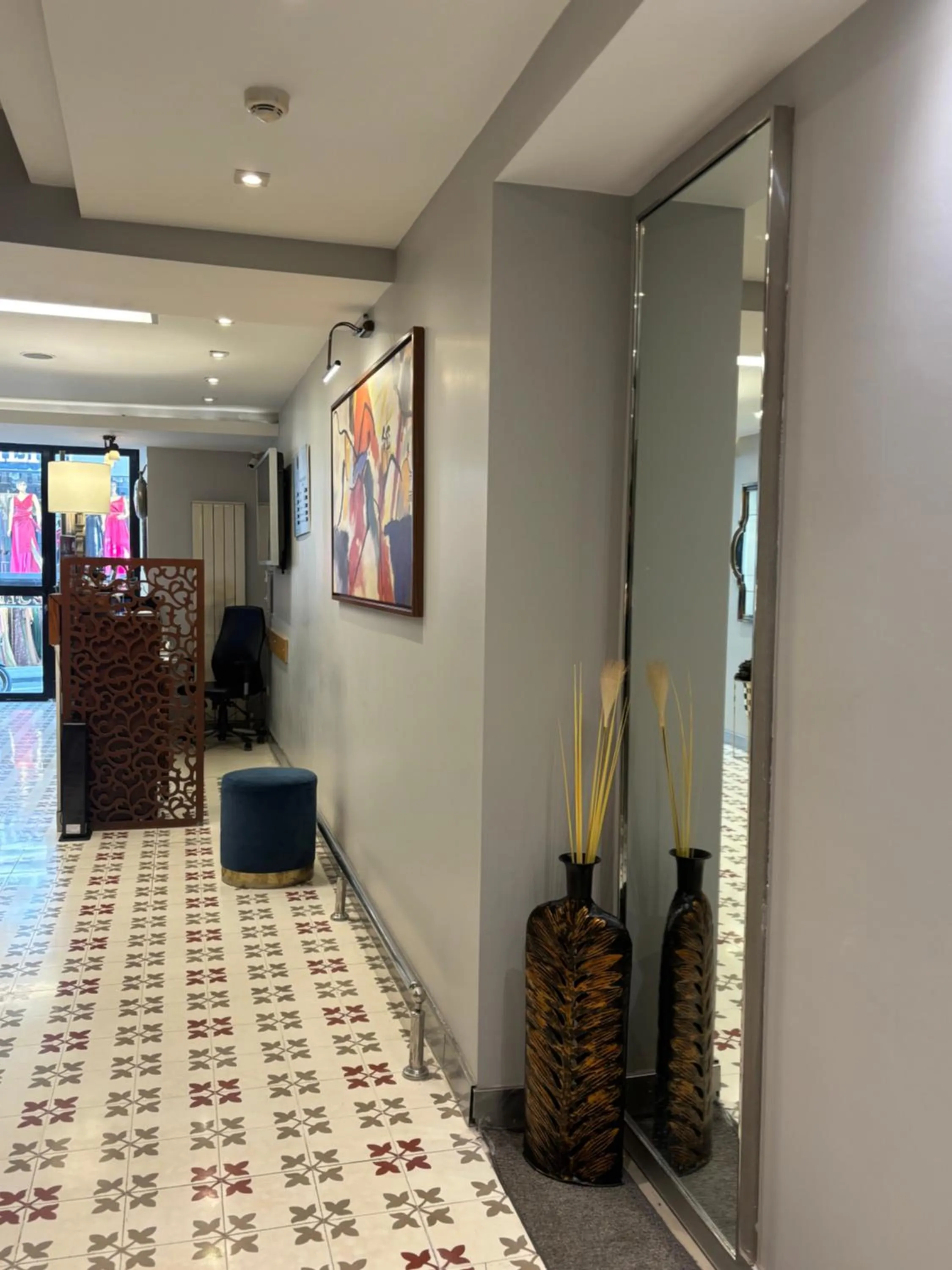 TV and multimedia in Wame Suite Hotel Nisantasi