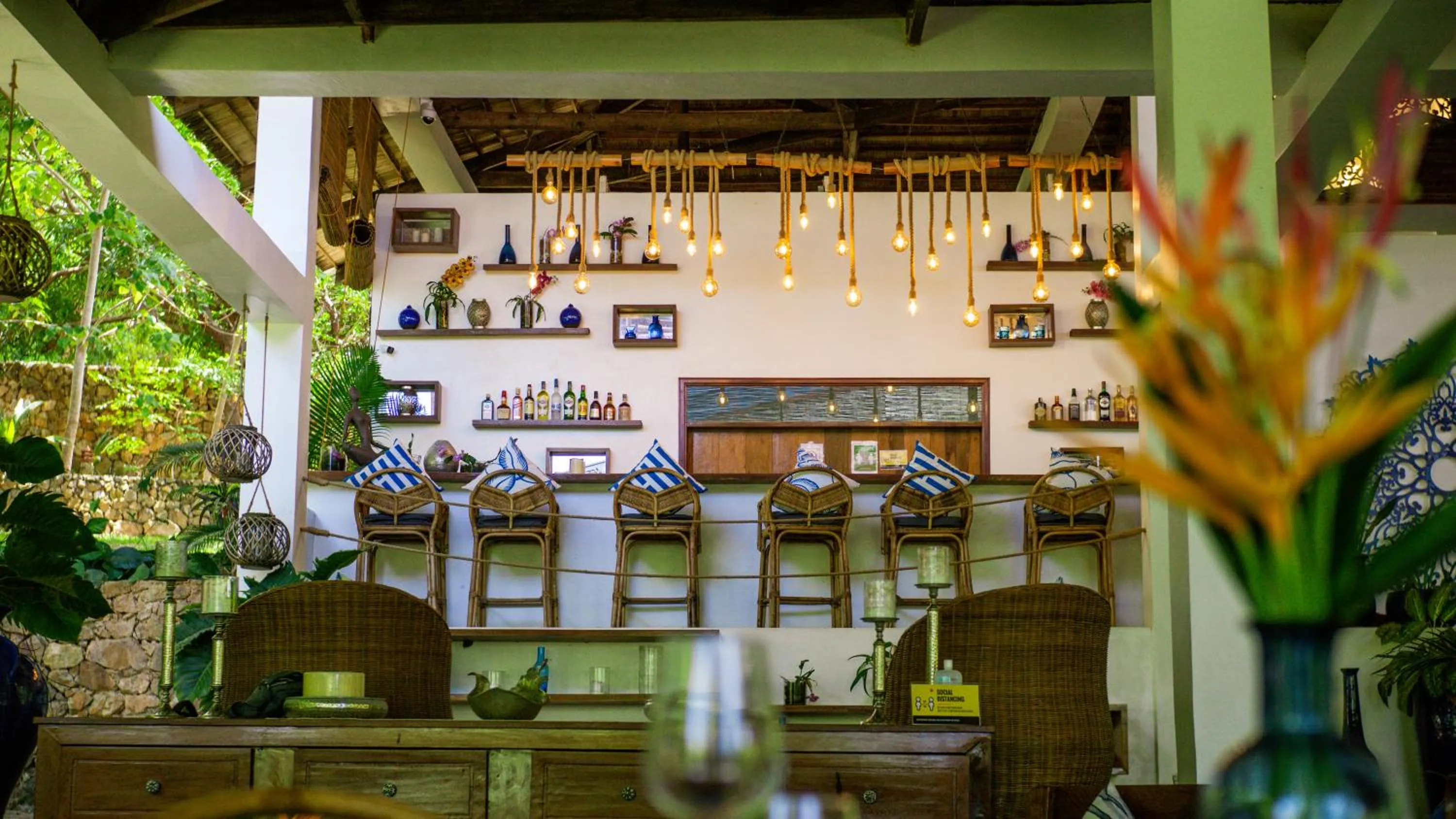 Restaurant/places to eat in The Dream Beach Resort