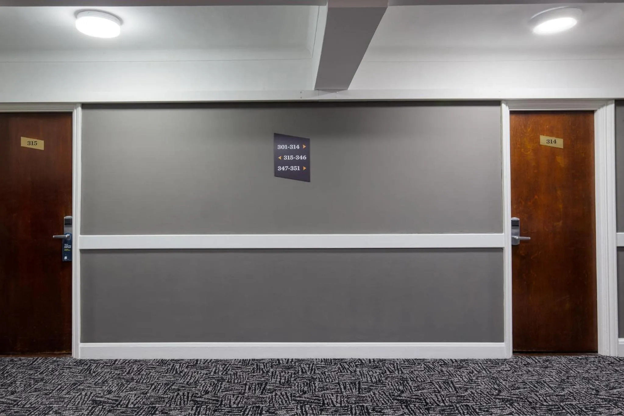 Decorative detail in Tavistock Hotel