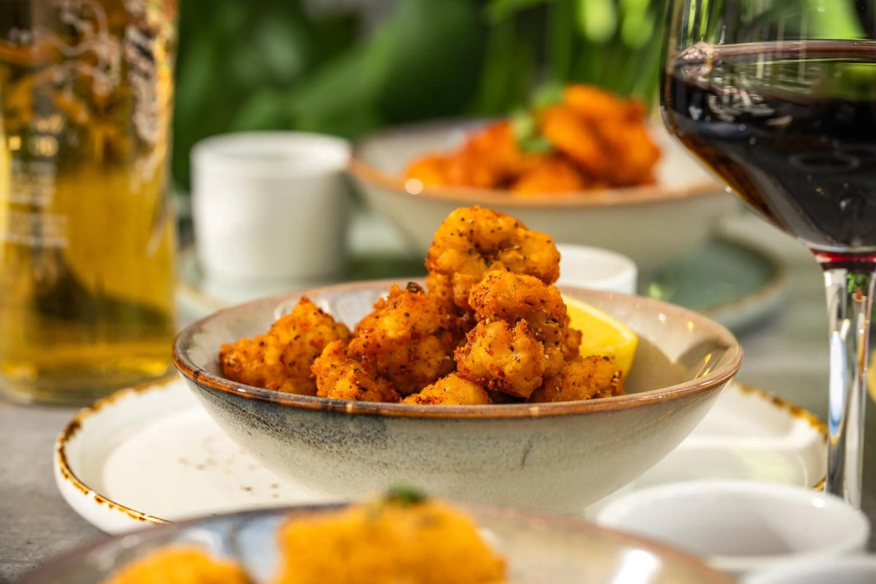 Restaurant/places to eat in Tavistock Hotel