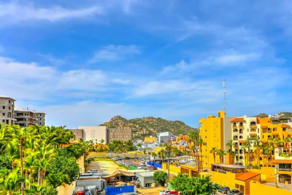 Cabo's Hidden Gem! Steps to the Marina or Beach