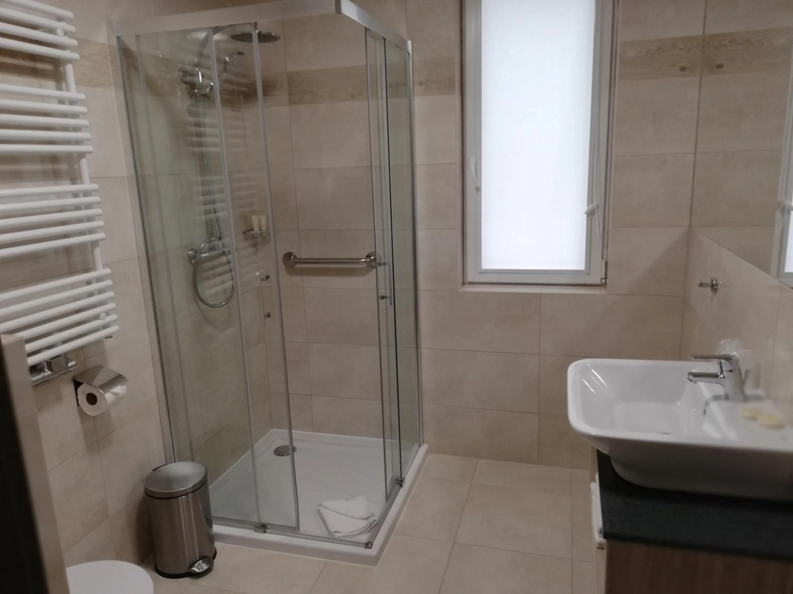 Shower in Wielspin Puszczykowo