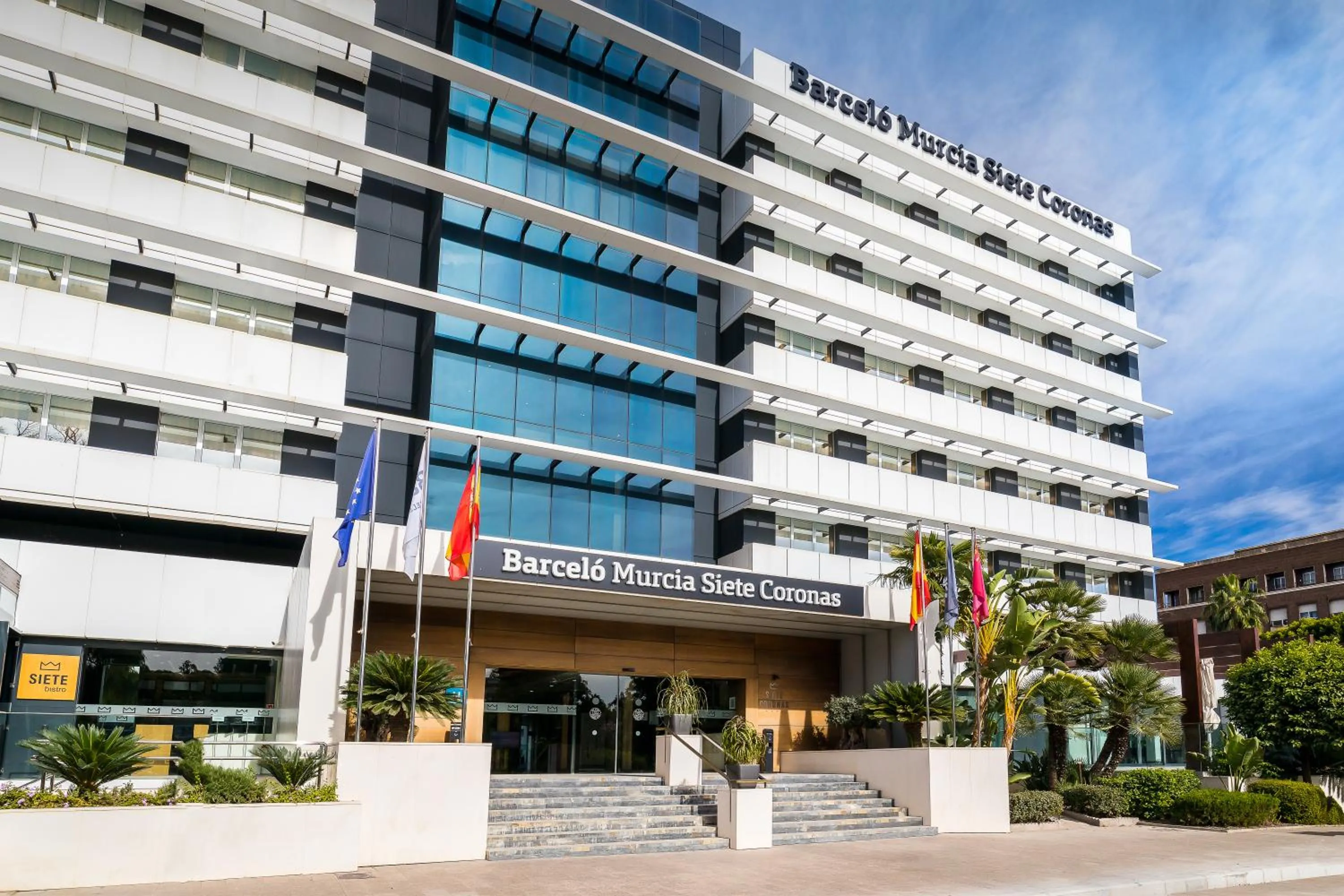 Property building in Barceló Murcia Siete Coronas