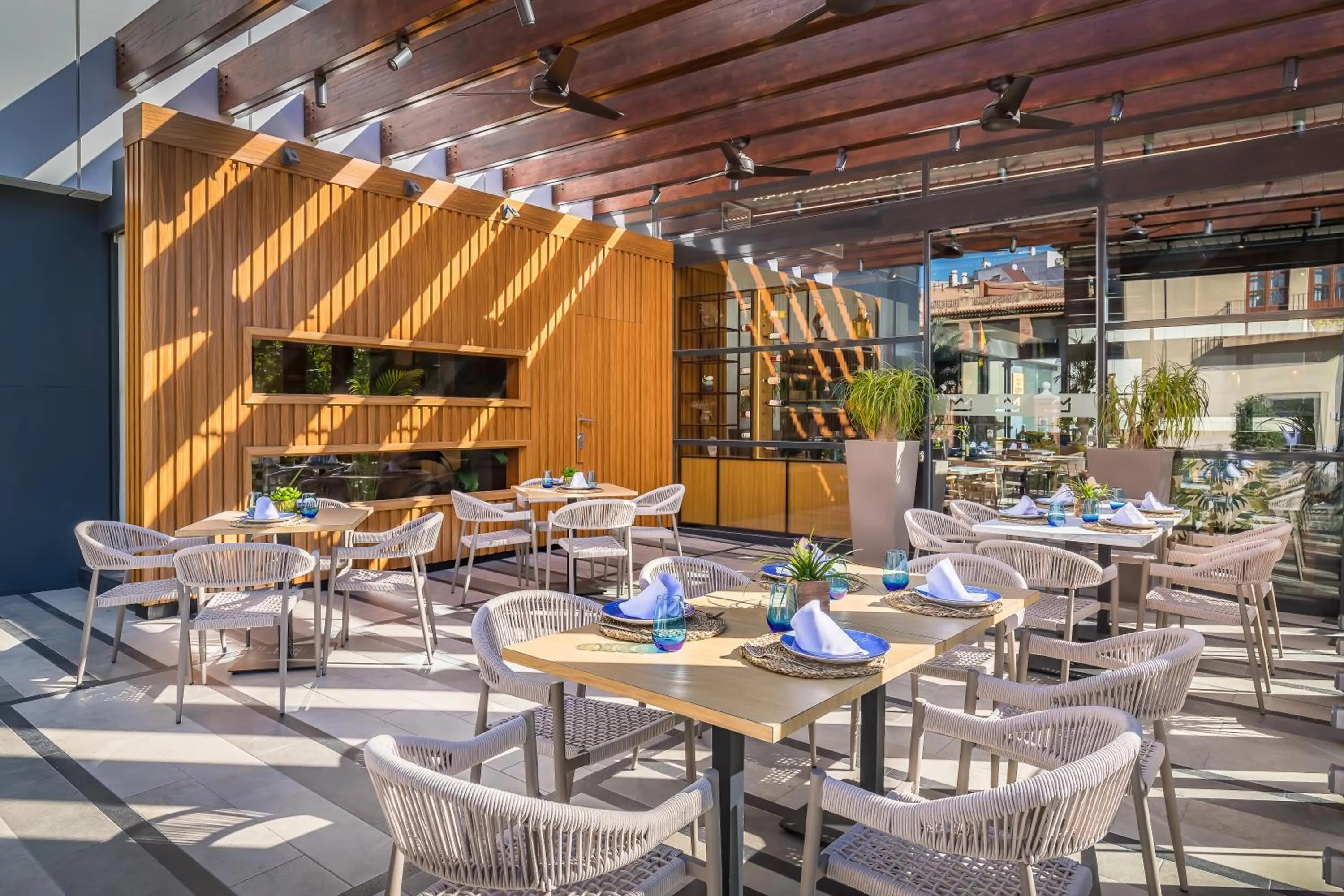 Restaurant/places to eat in Barceló Murcia Siete Coronas