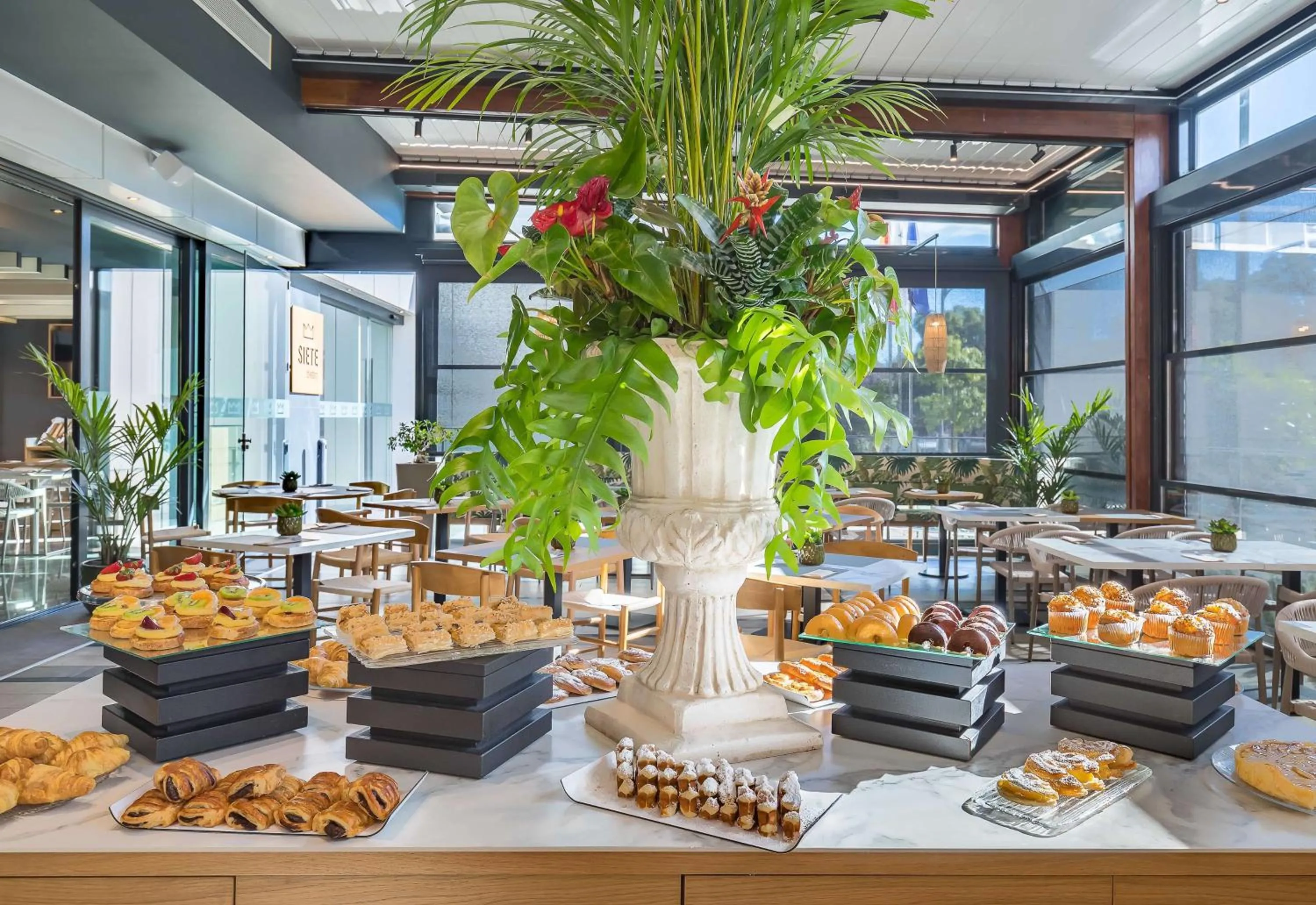 Breakfast in Barceló Murcia Siete Coronas