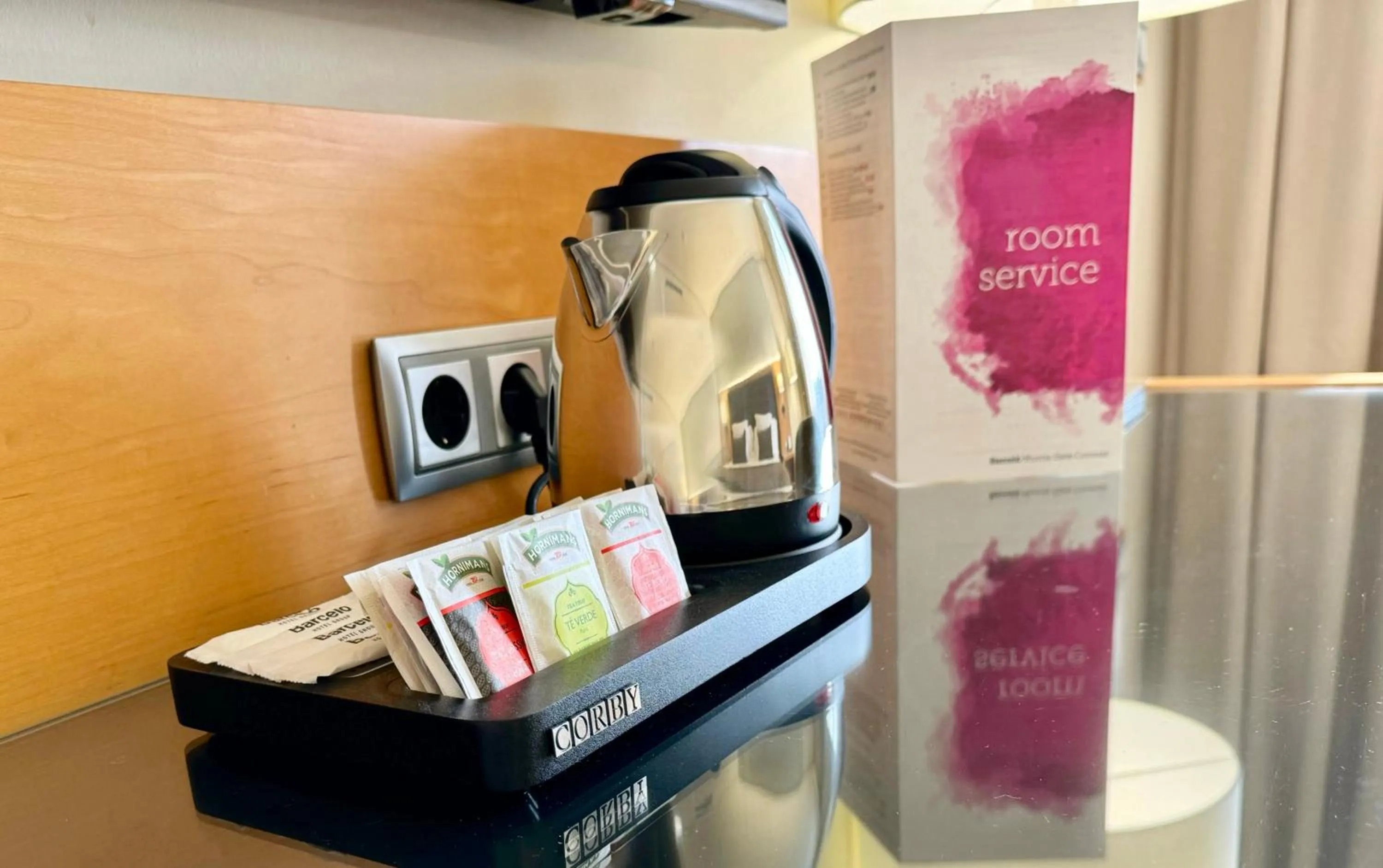 Coffee/tea facilities in Barceló Murcia Siete Coronas