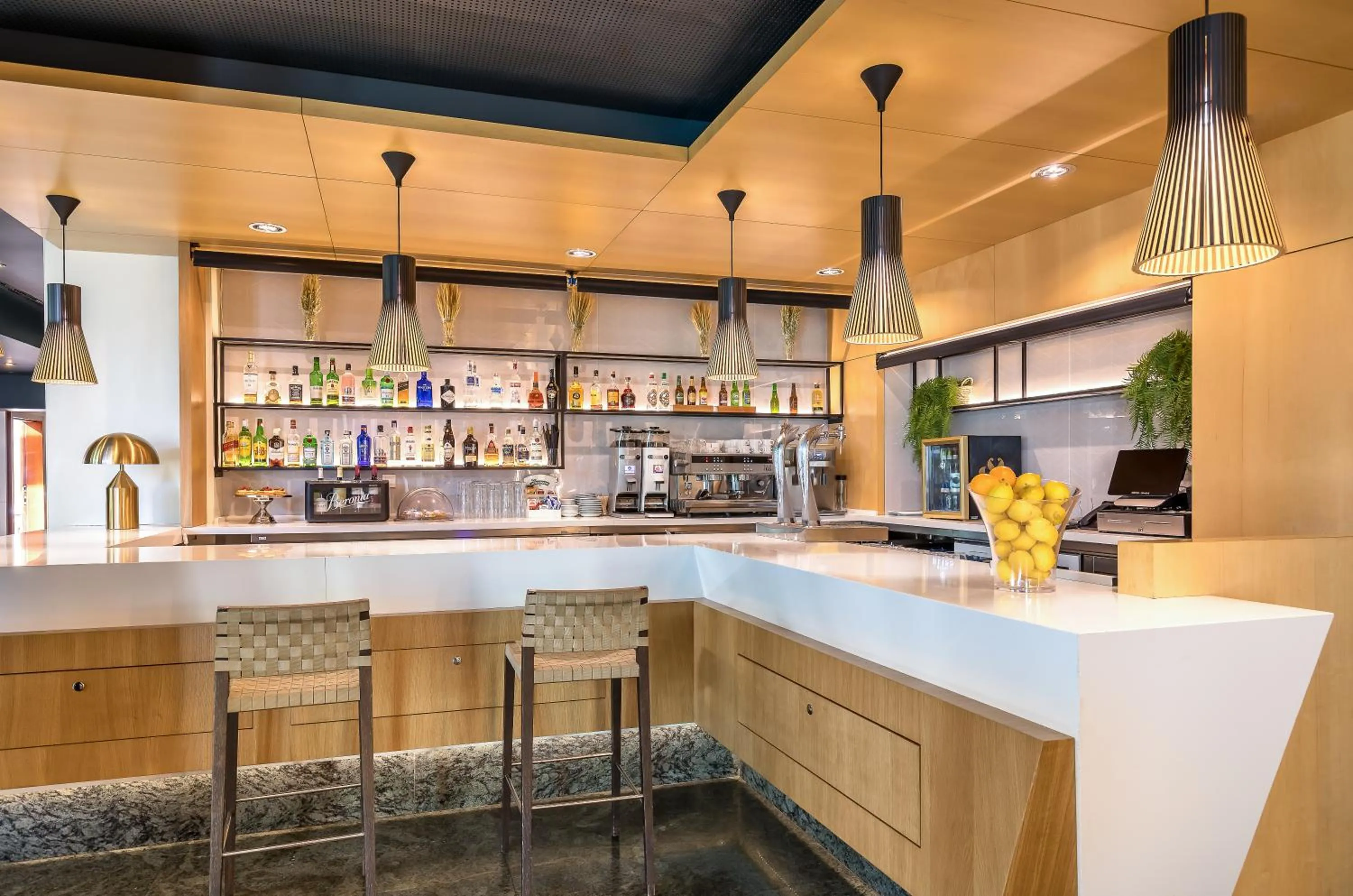 Lounge or bar in Barceló Murcia Siete Coronas