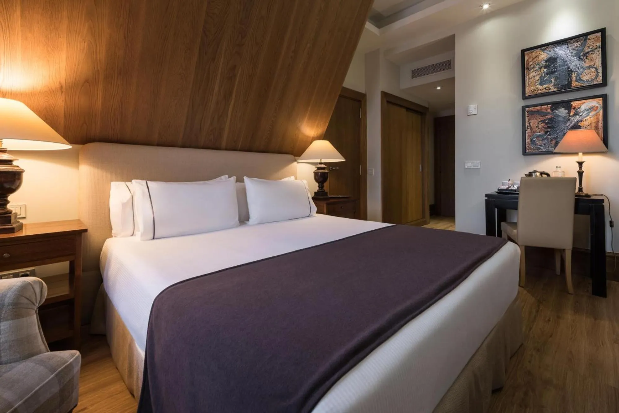 Photo of the whole room, Bed in Eurostars Al-Ándalus Palace