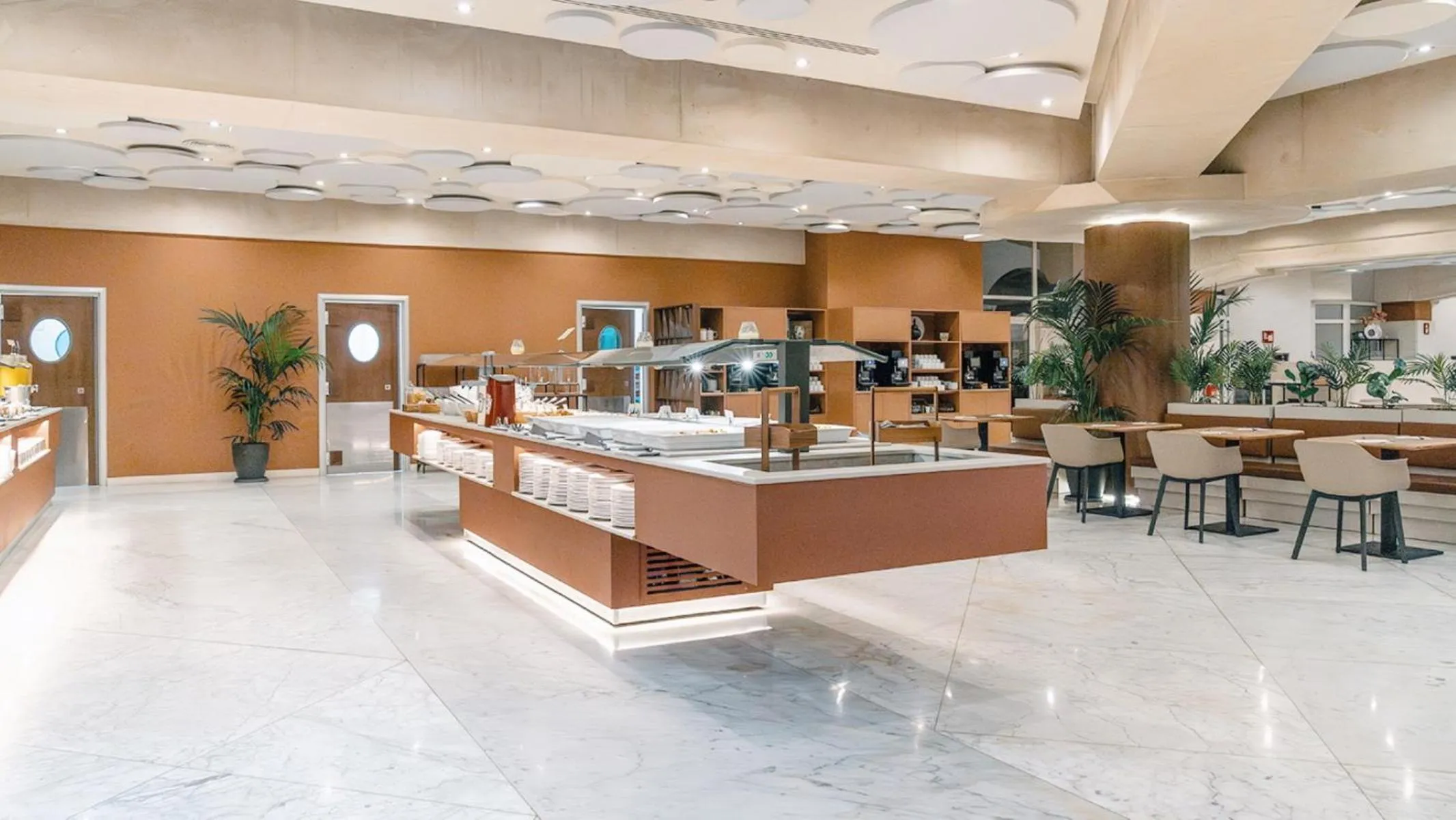 Buffet breakfast in Silken Al-Andalus Palace