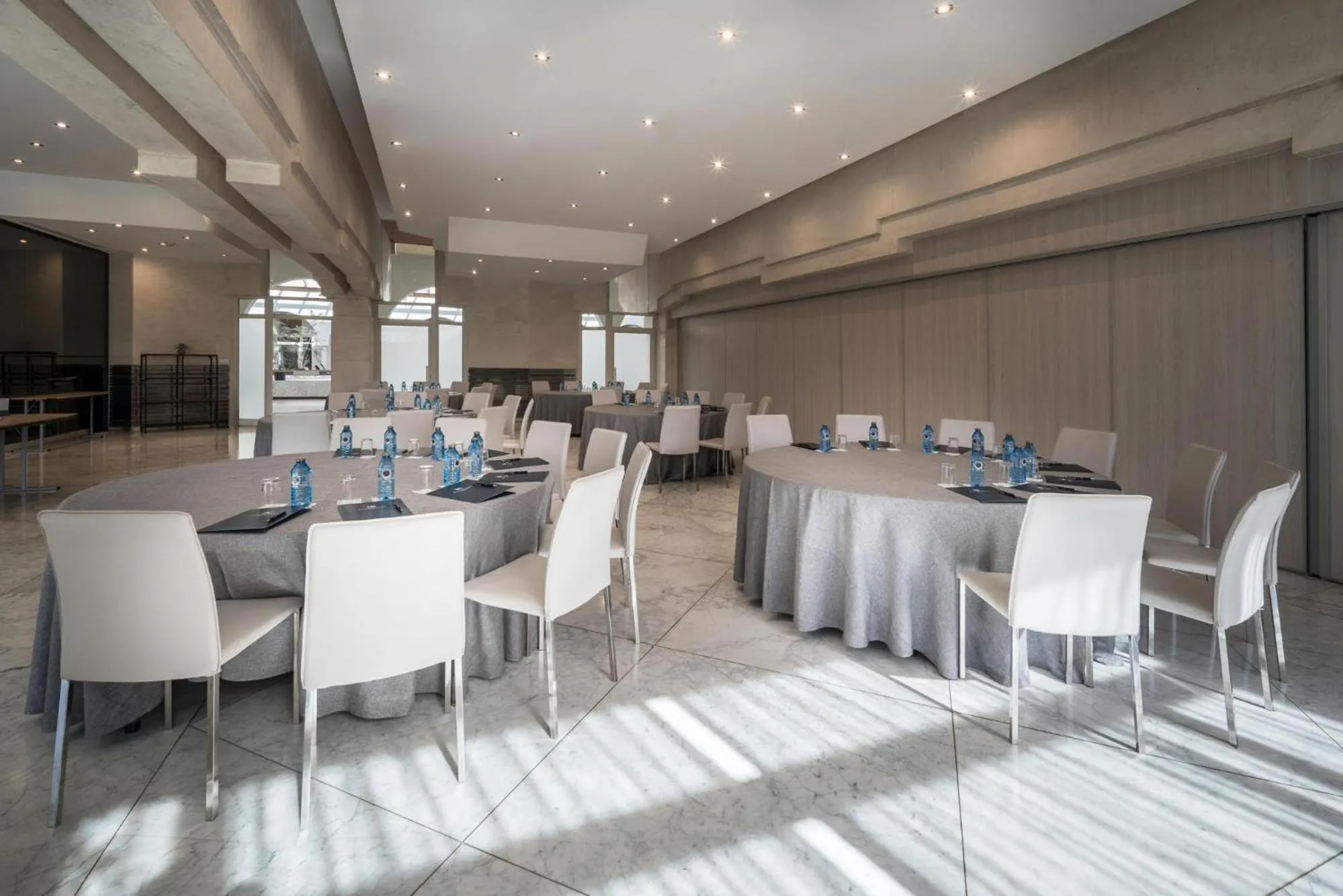 Restaurant/places to eat in Eurostars Al-Ándalus Palace