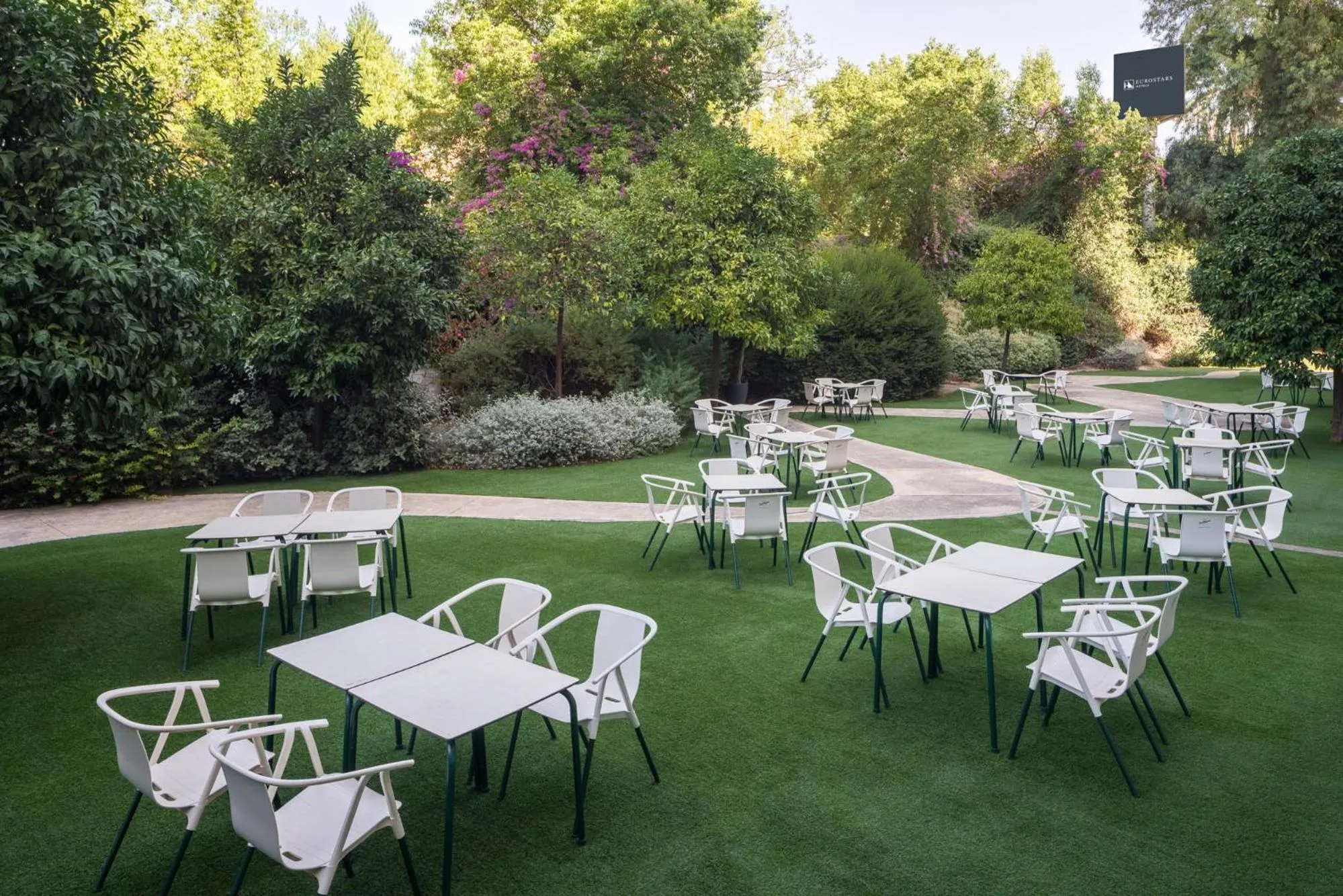 Garden in Eurostars Al-Ándalus Palace