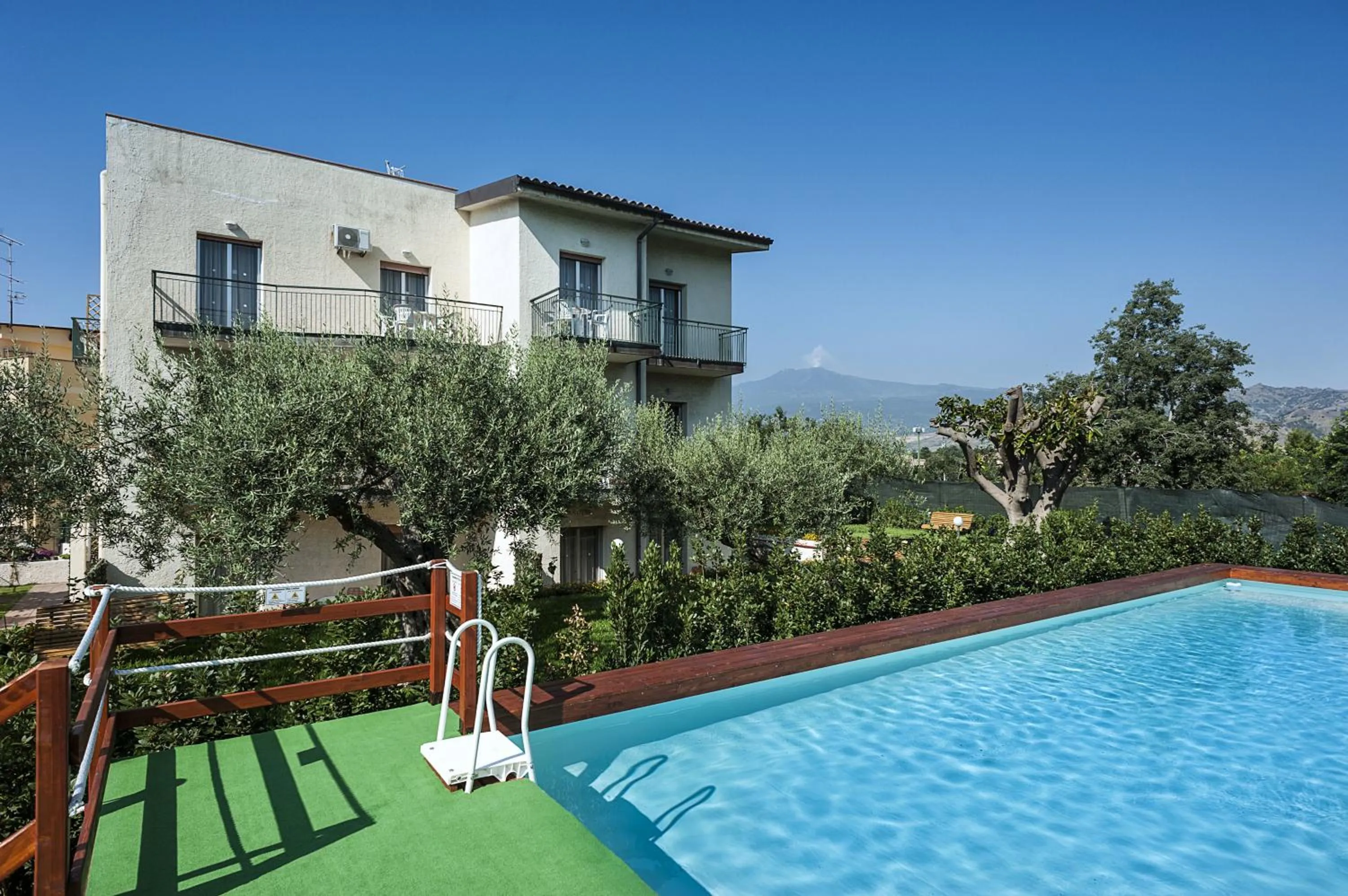 Swimming pool in Villa Collina