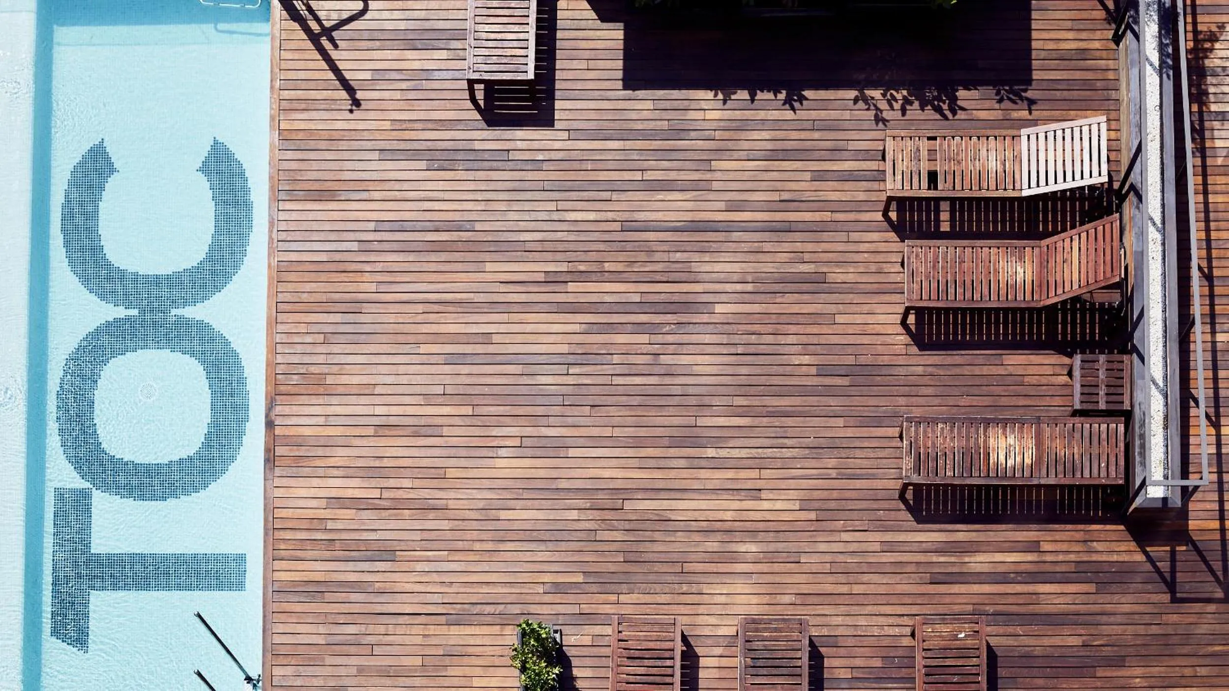Swimming pool in TOC Hostel Barcelona