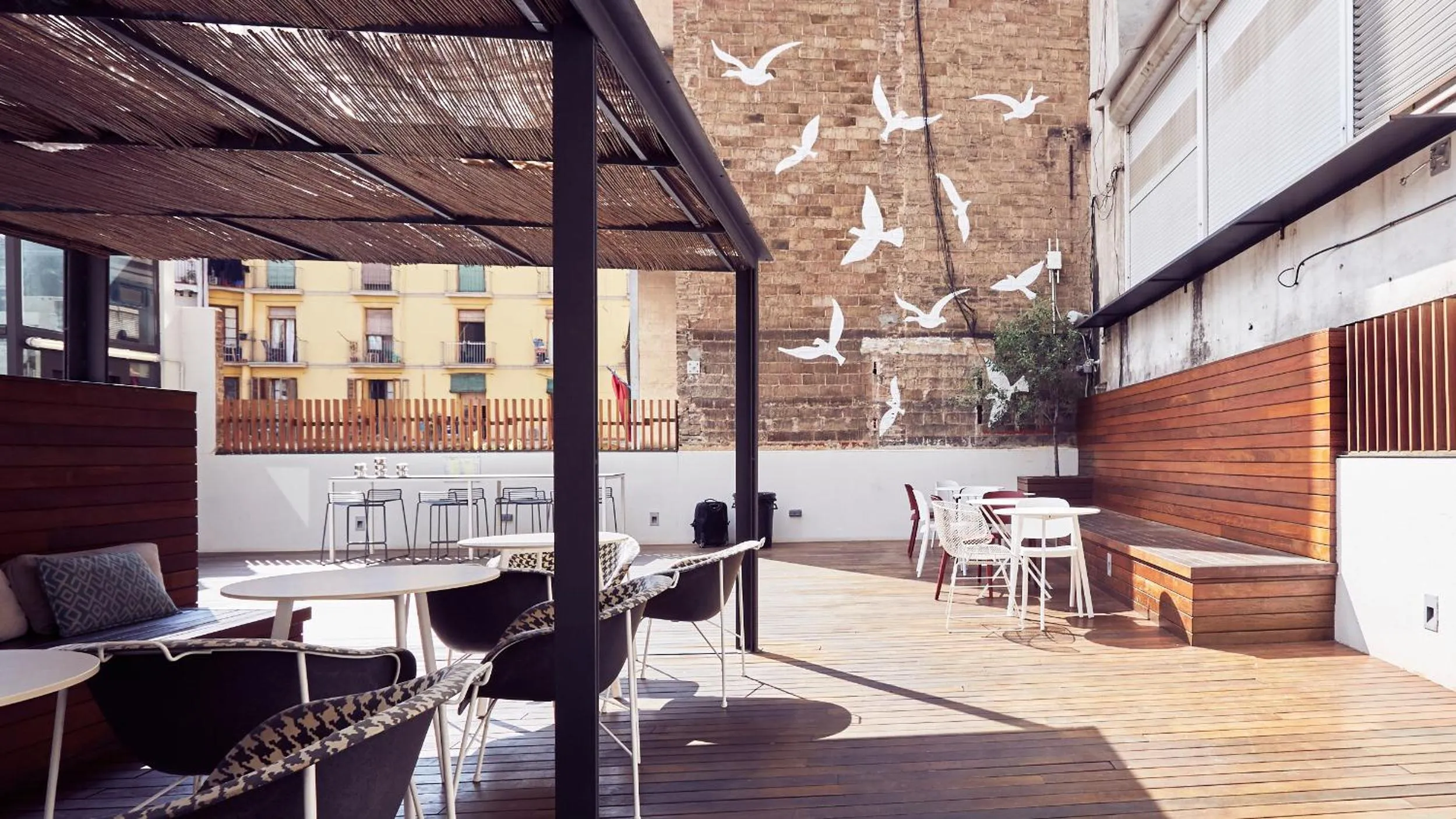 Balcony/Terrace in TOC Hostel Barcelona