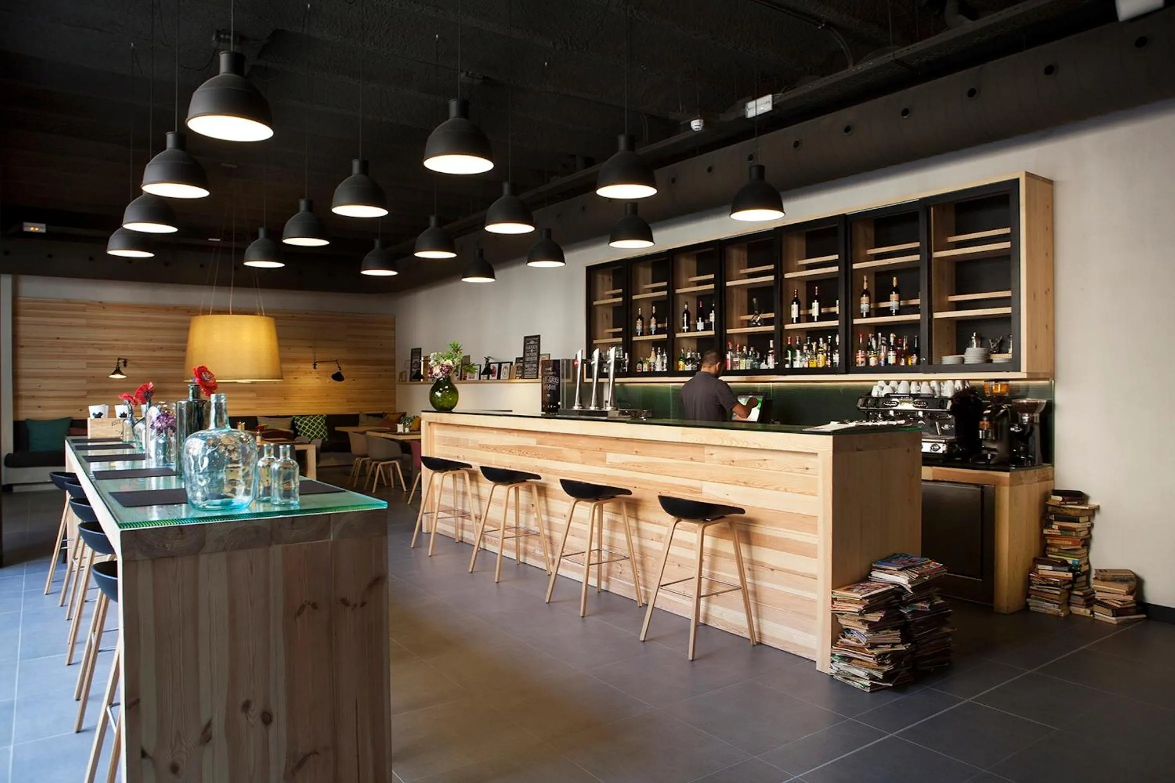 Lounge or bar in TOC Hostel Barcelona