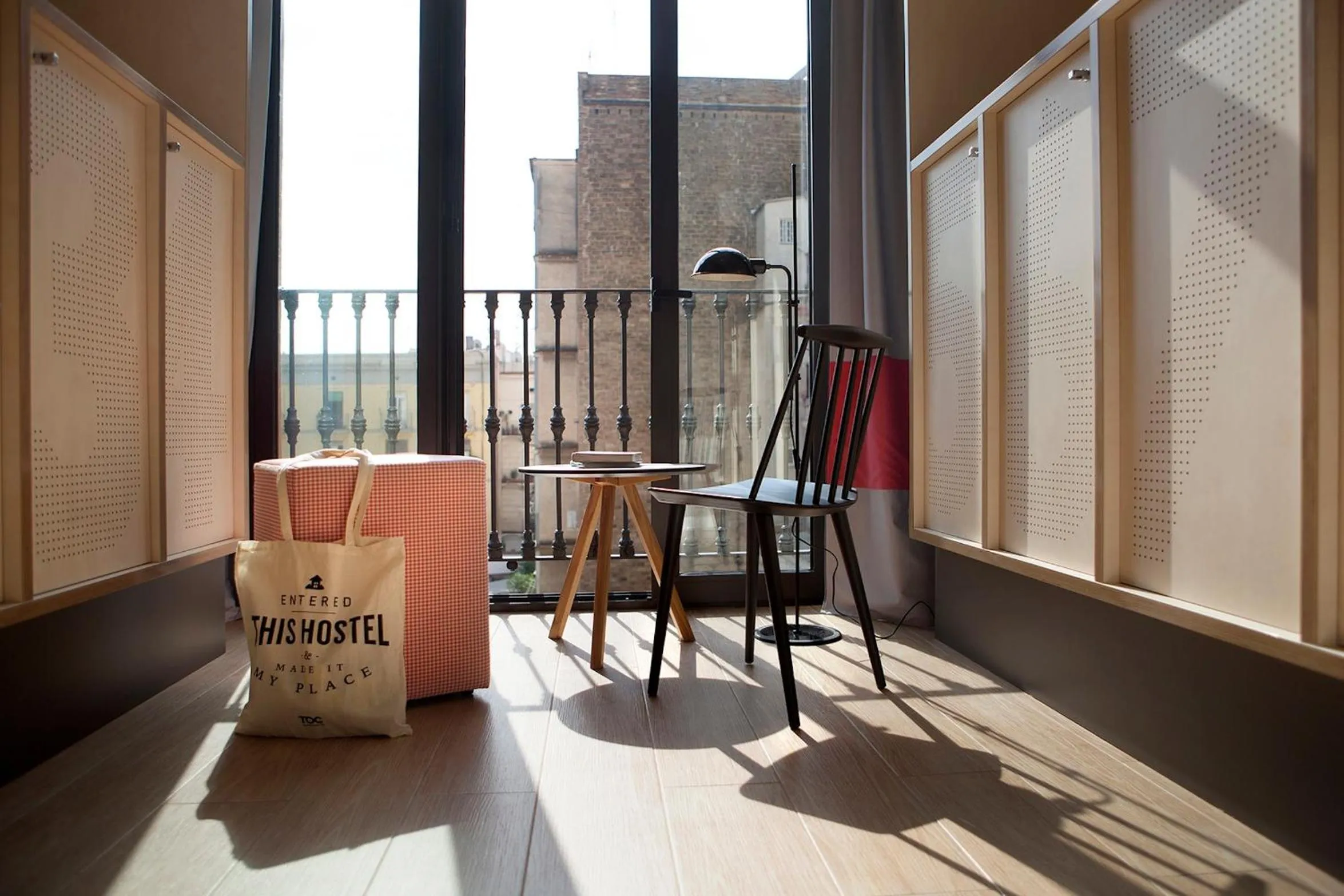 Decorative detail in TOC Hostel Barcelona