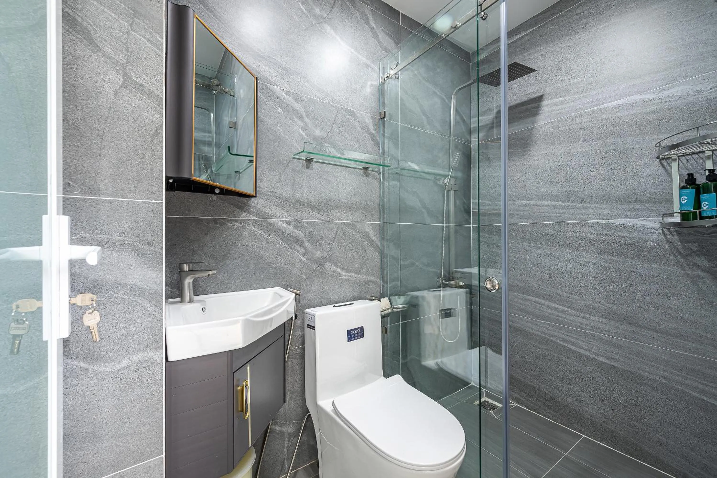 Bathroom in Cozrum Homes - Retro House