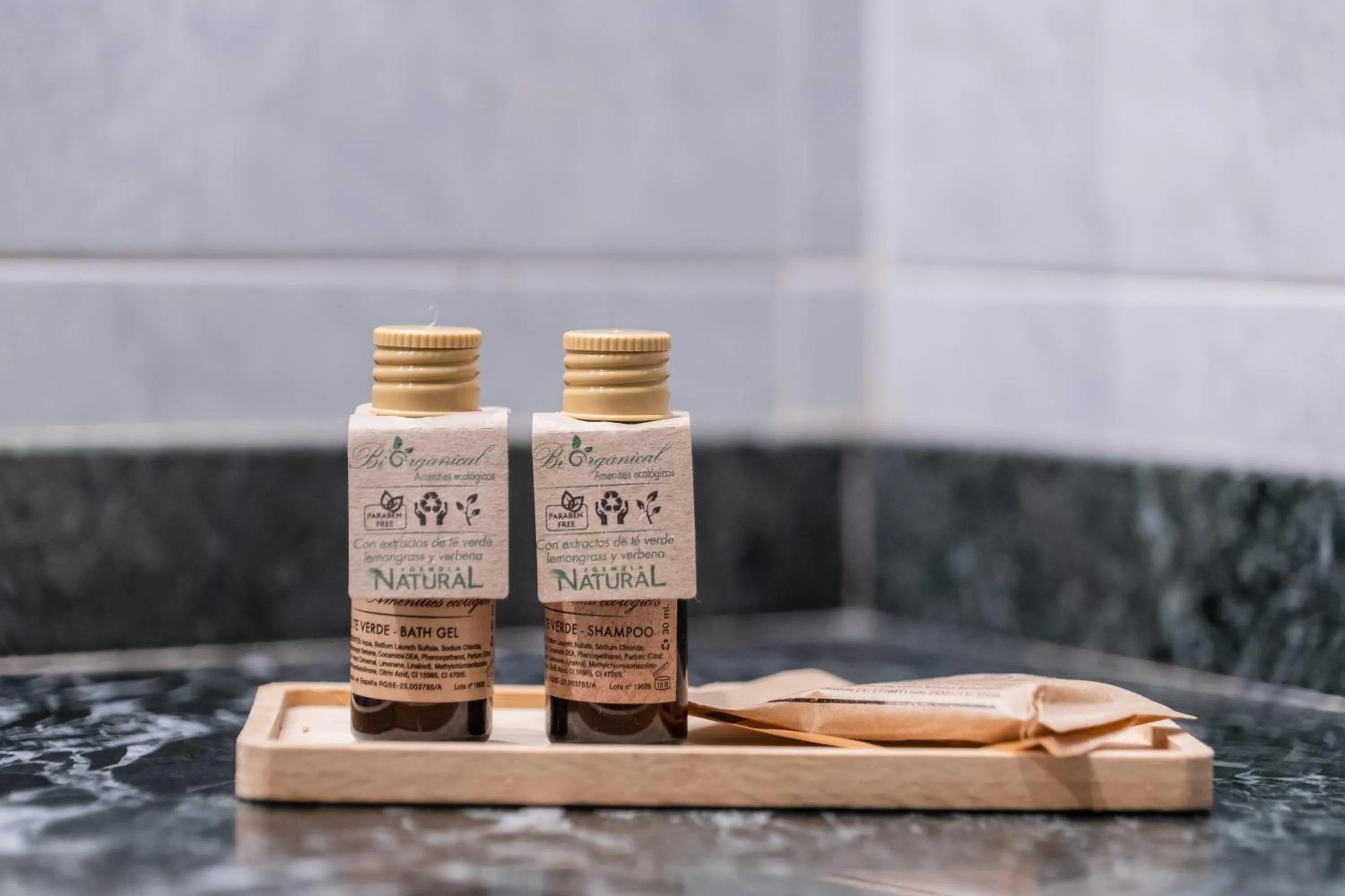 Bathroom in Aparthotel Napols - Abapart