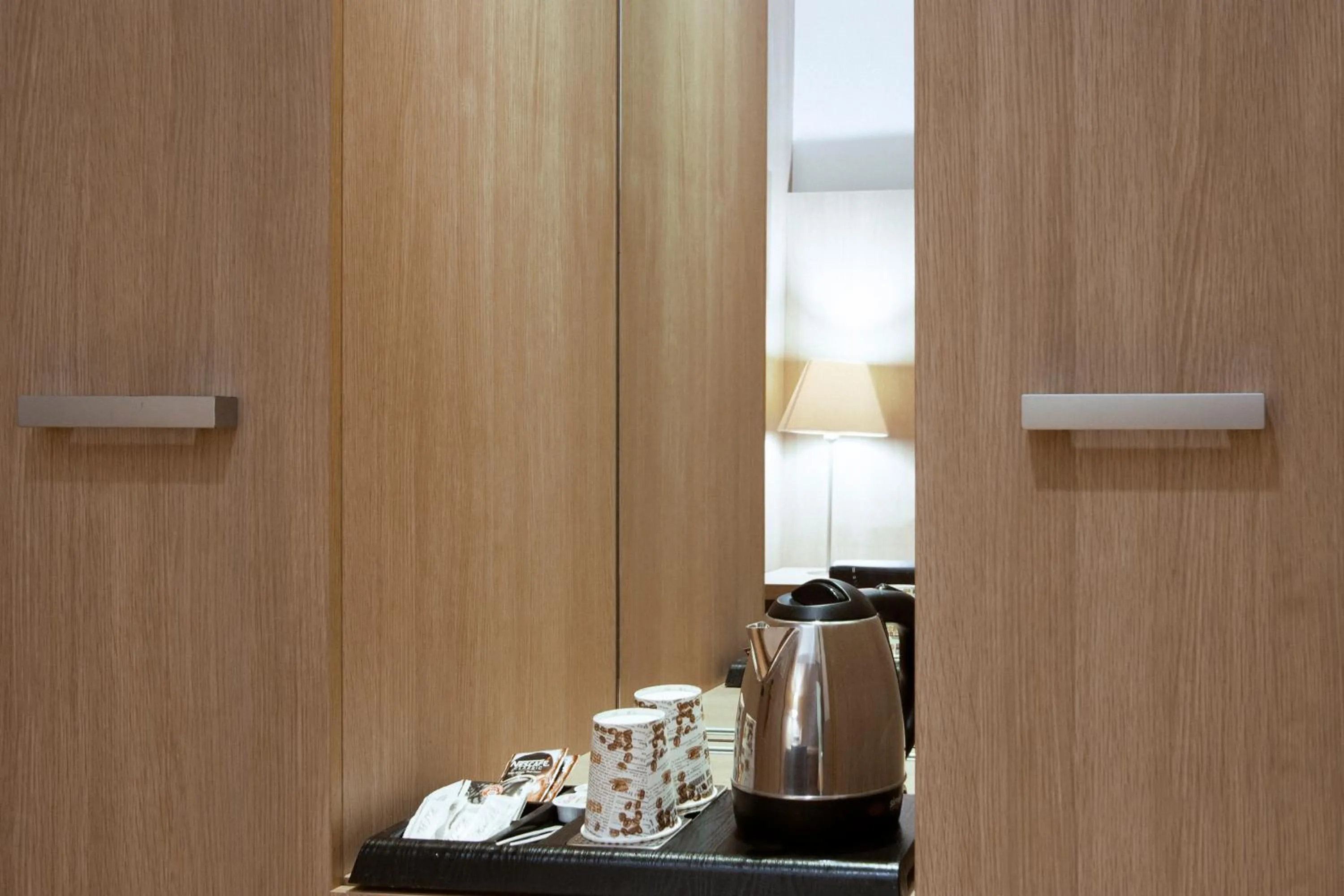 Coffee/tea facilities in Hotel Lleó