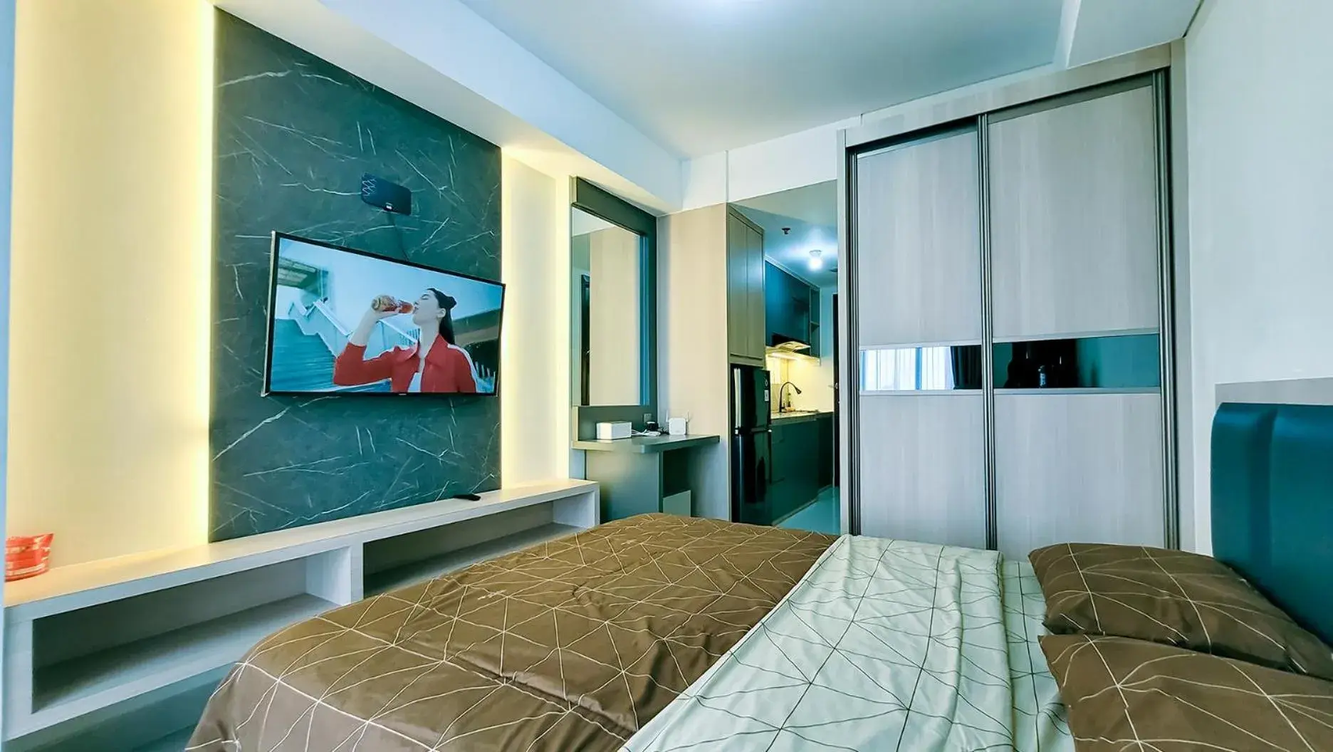 Deluxe Queen Studio in Palam Mansion at Meisterstadt Pollux Habibie Apartment Deluxe Queen Studio in Palam Mansion at Meisterstadt Pollux Habibie Apartment