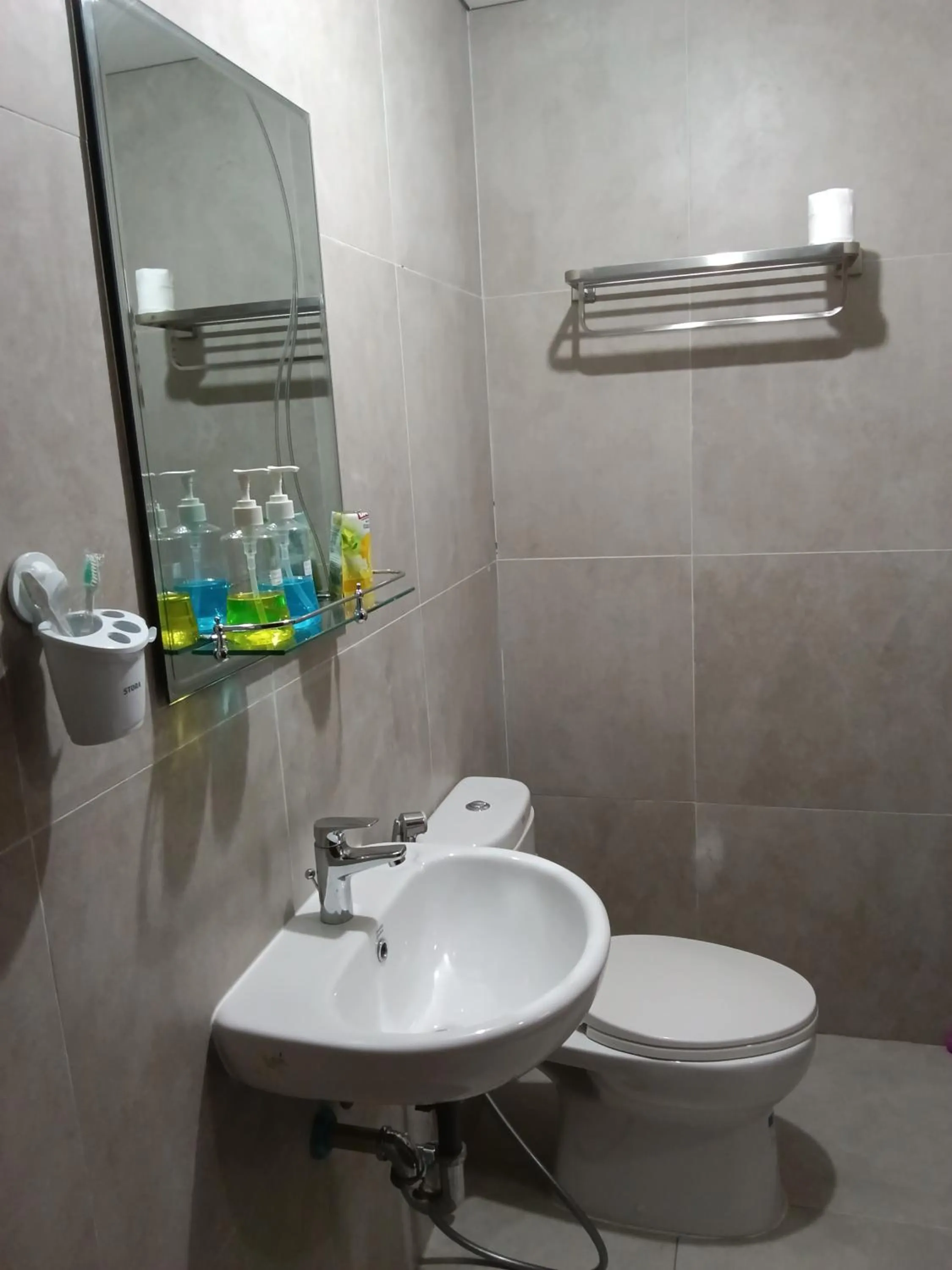 Bathroom in Palam Mansion at Meisterstadt Pollux Habibie Apartment