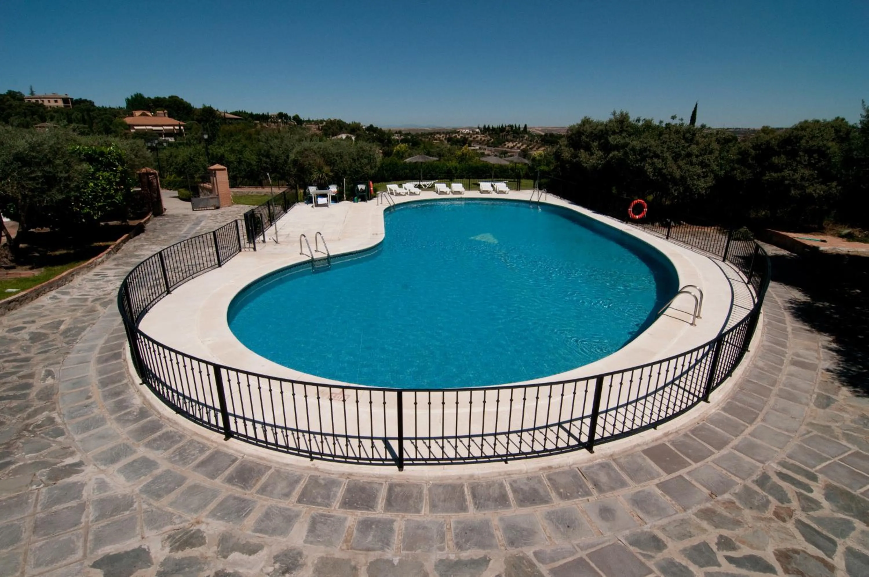 Swimming pool in Abacería