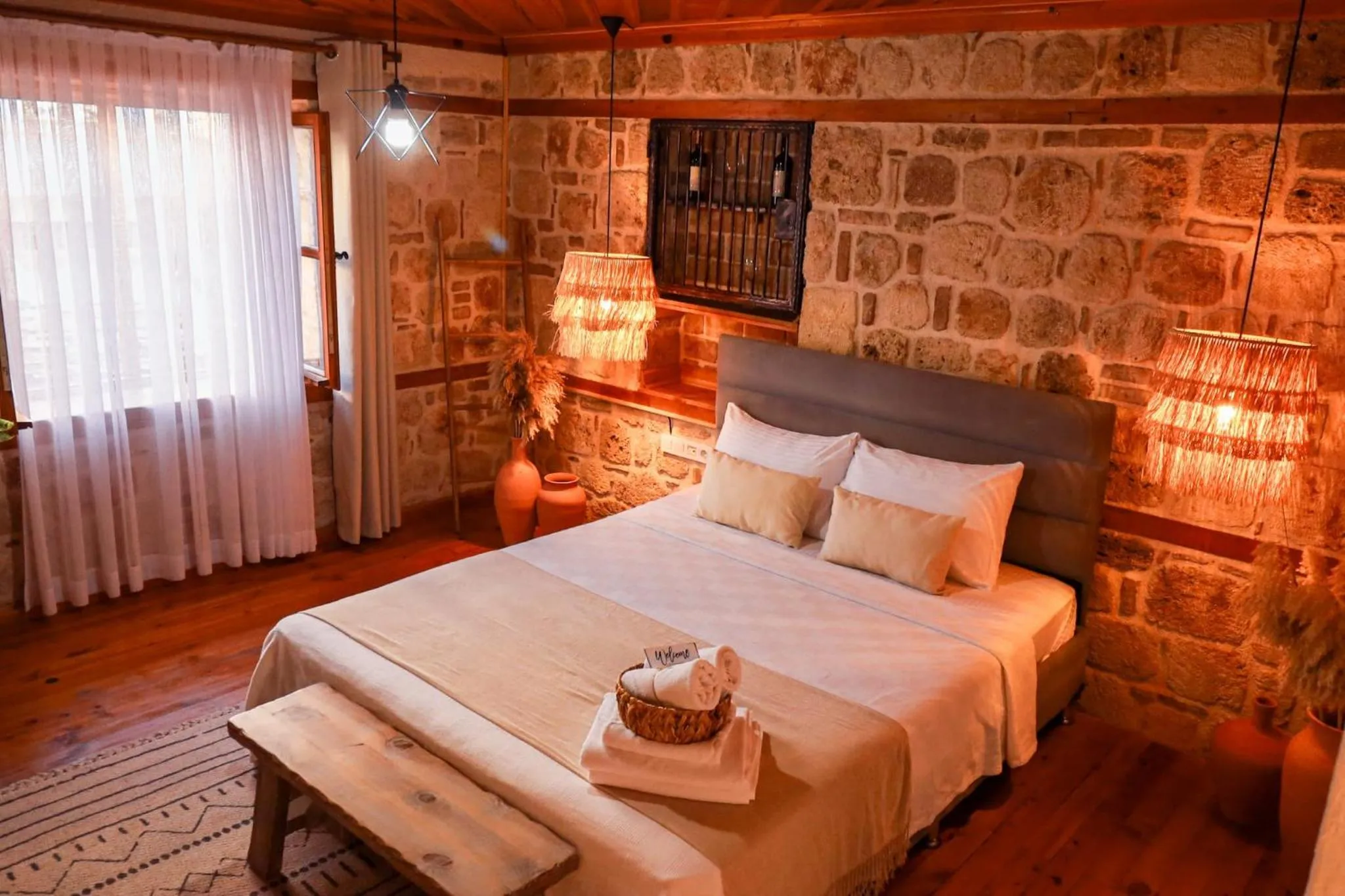 Goodman Hotel & Bistro