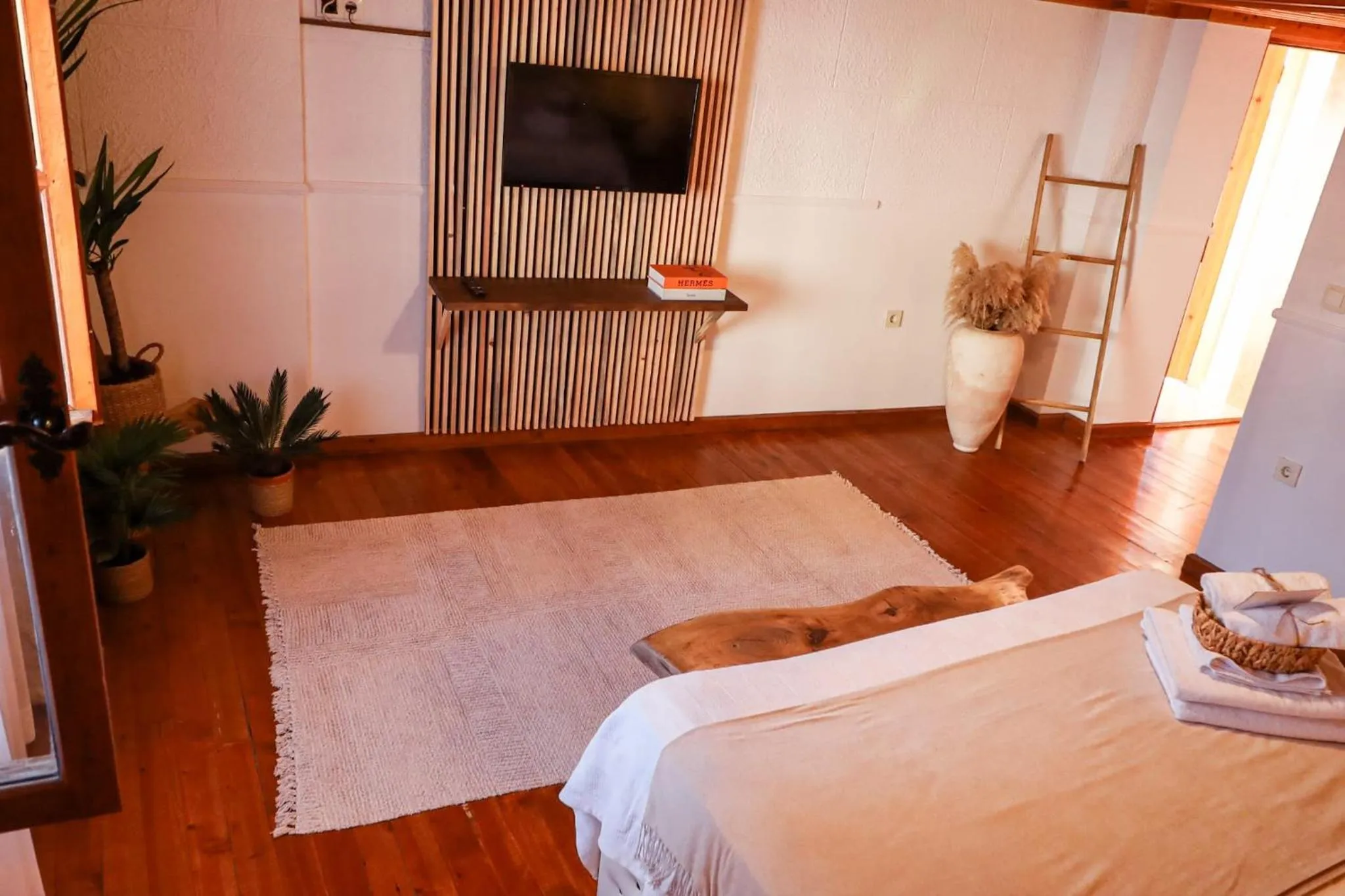 Goodman Hotel & Bistro