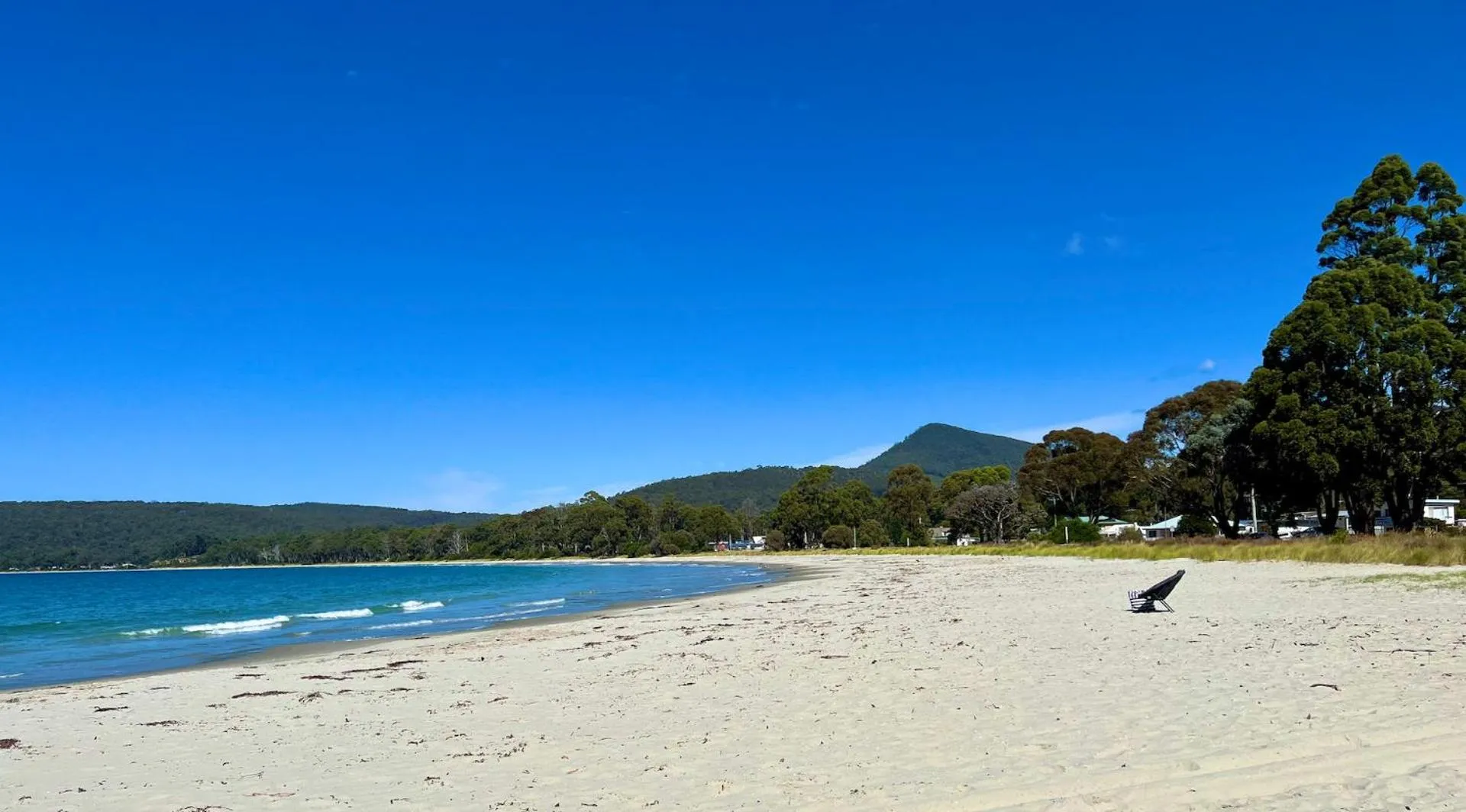 Beach in Lumeah Retreat Bruny Island