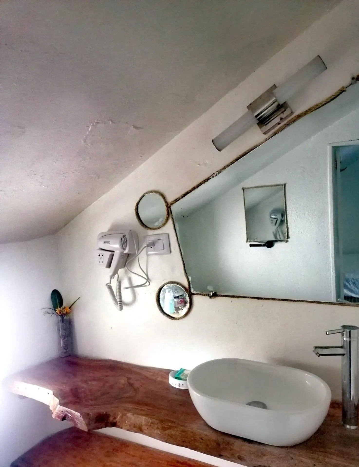 Bathroom in B&B Aparthotel La Isleta