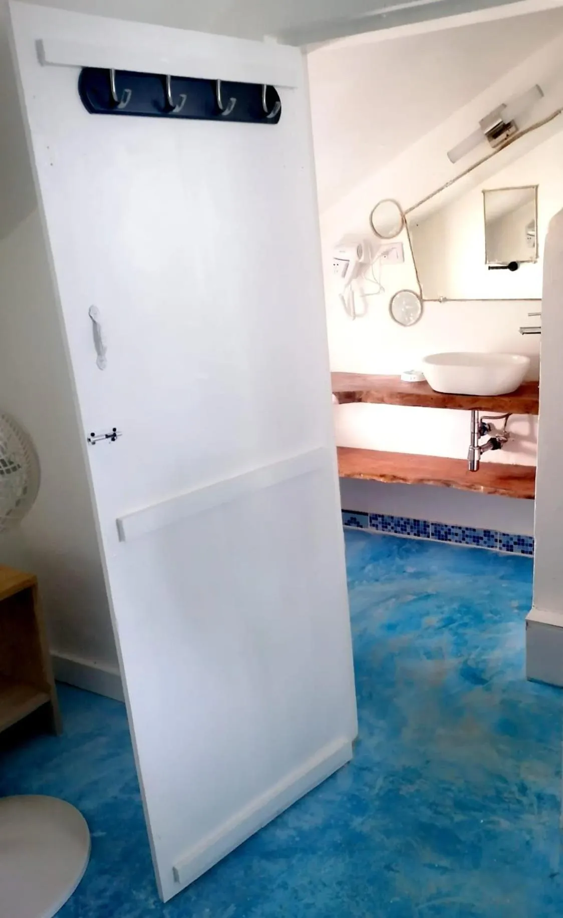 Bathroom, Bed in B&B Aparthotel La Isleta