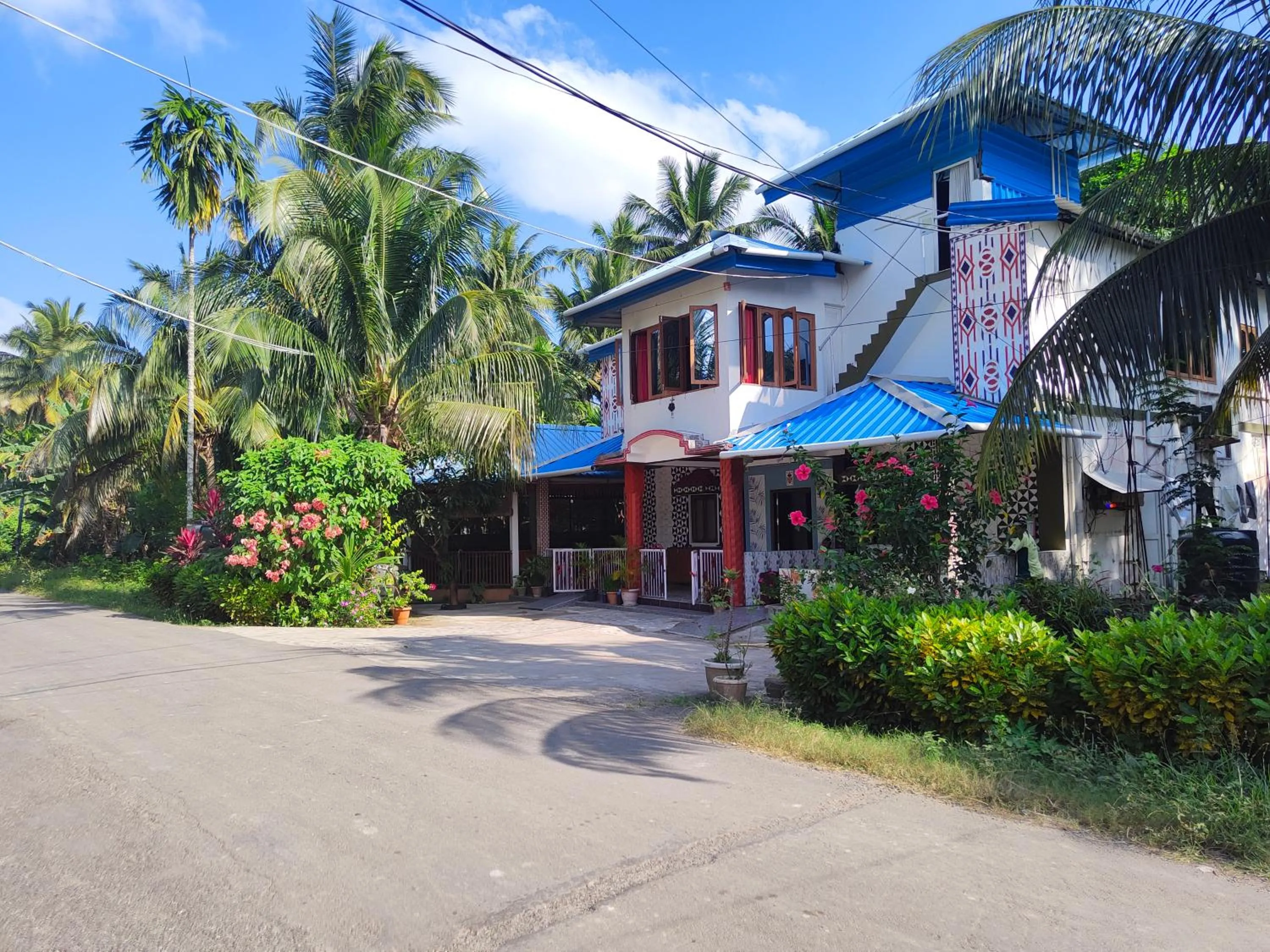 Hotel Highness Sea Rock