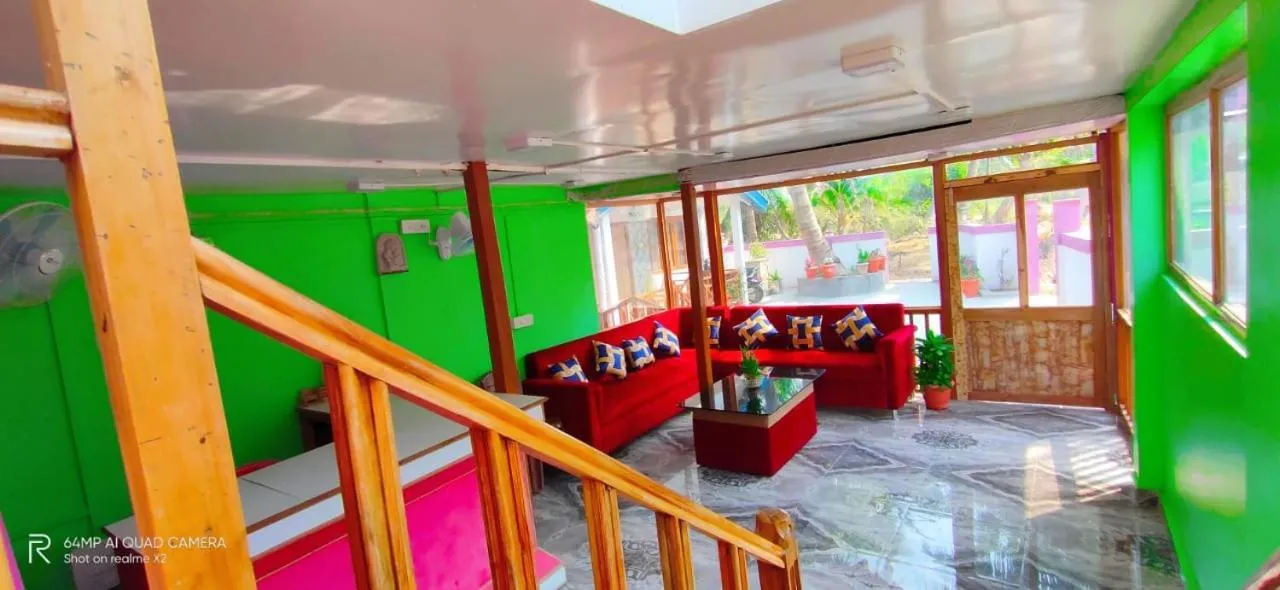 Hotel Highness Sea Rock