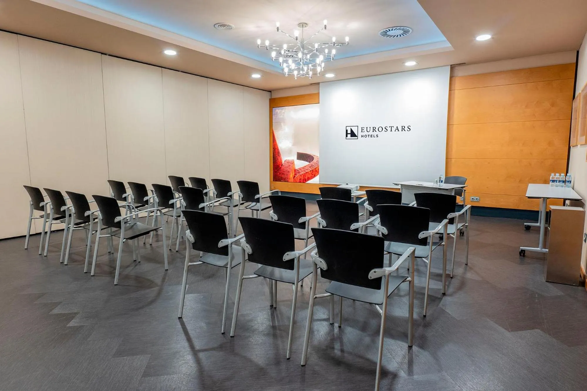 Meeting/conference room in Eurostars Amara