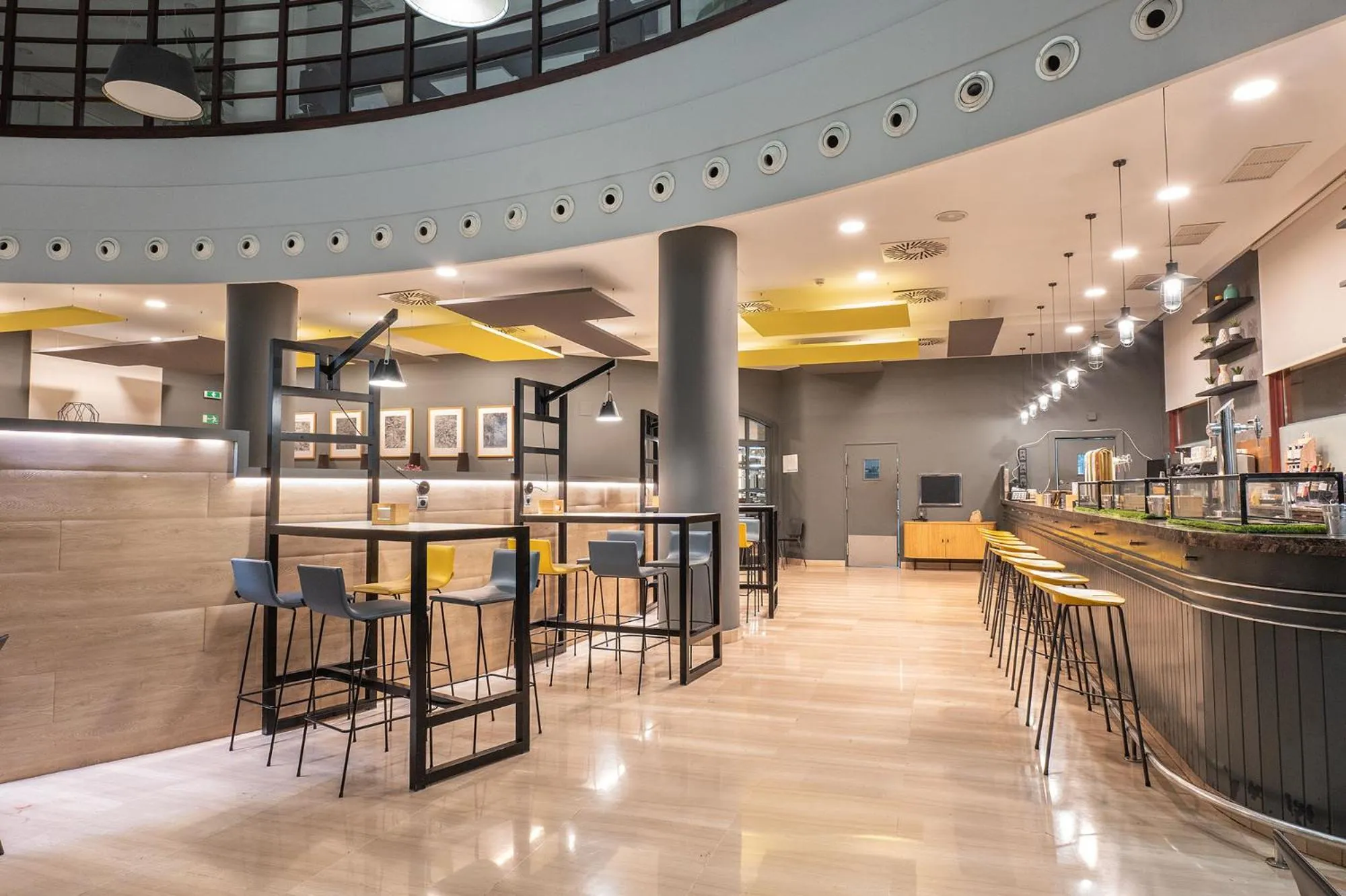 Restaurant/places to eat in Eurostars Amara