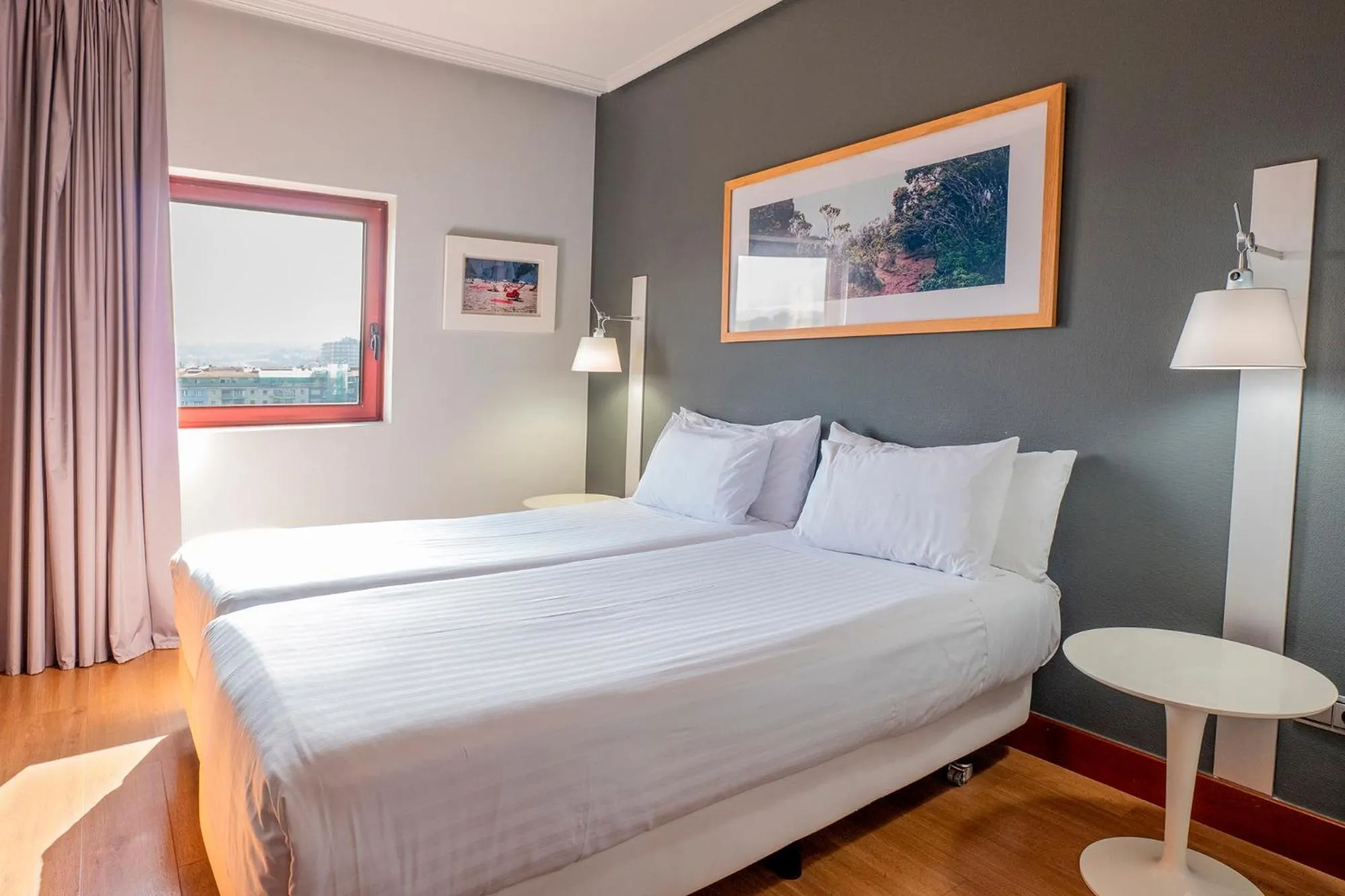 Bed in Eurostars Amara