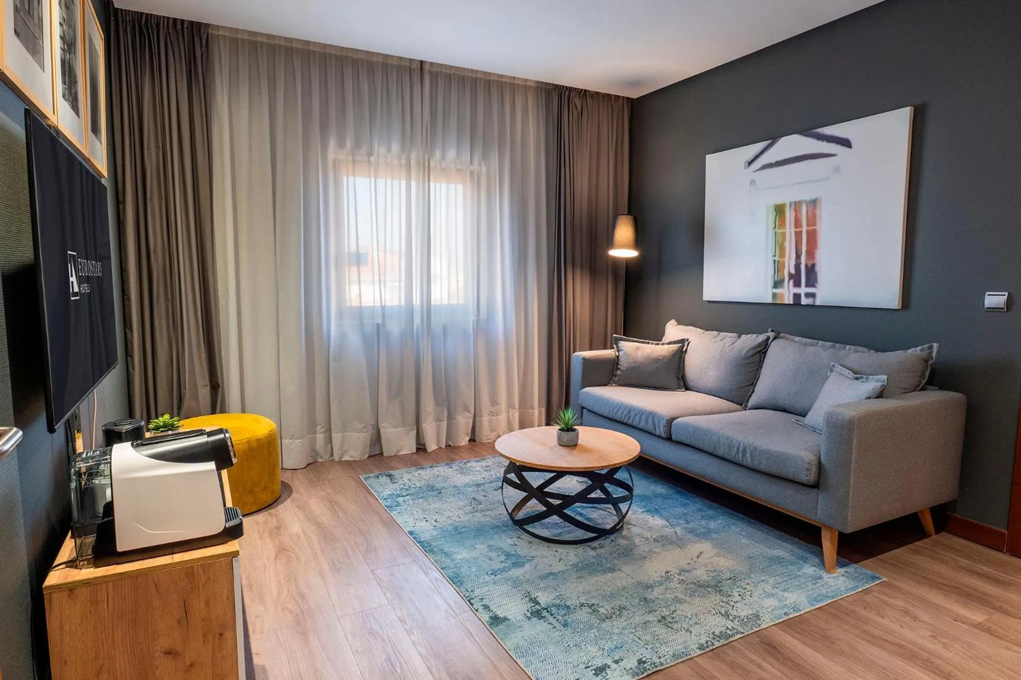 TV and multimedia in Eurostars Amara