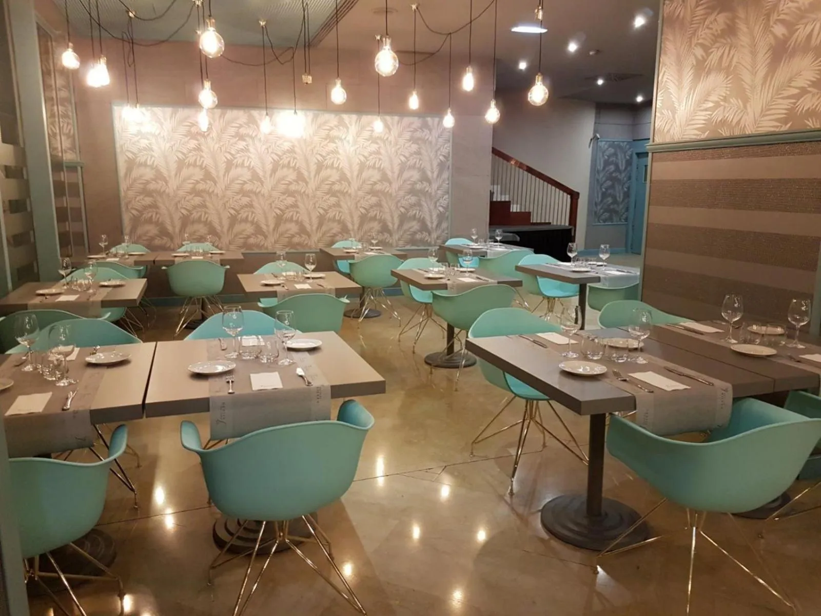 Restaurant/places to eat in Silken Reino de Aragón